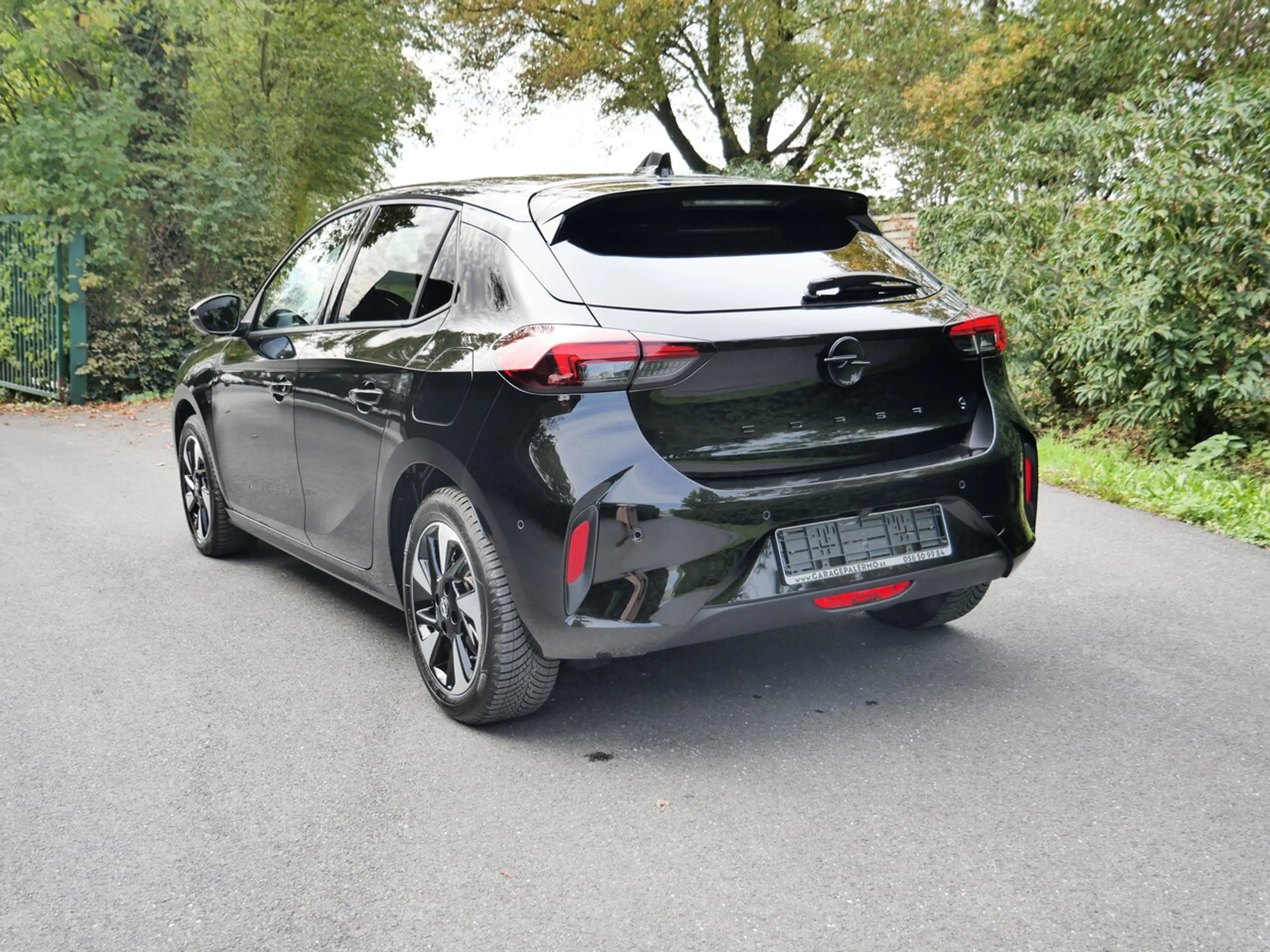 Opel Corsa-e GS 51kWh 156pk 400 KM AUTONOMIE — photo 5