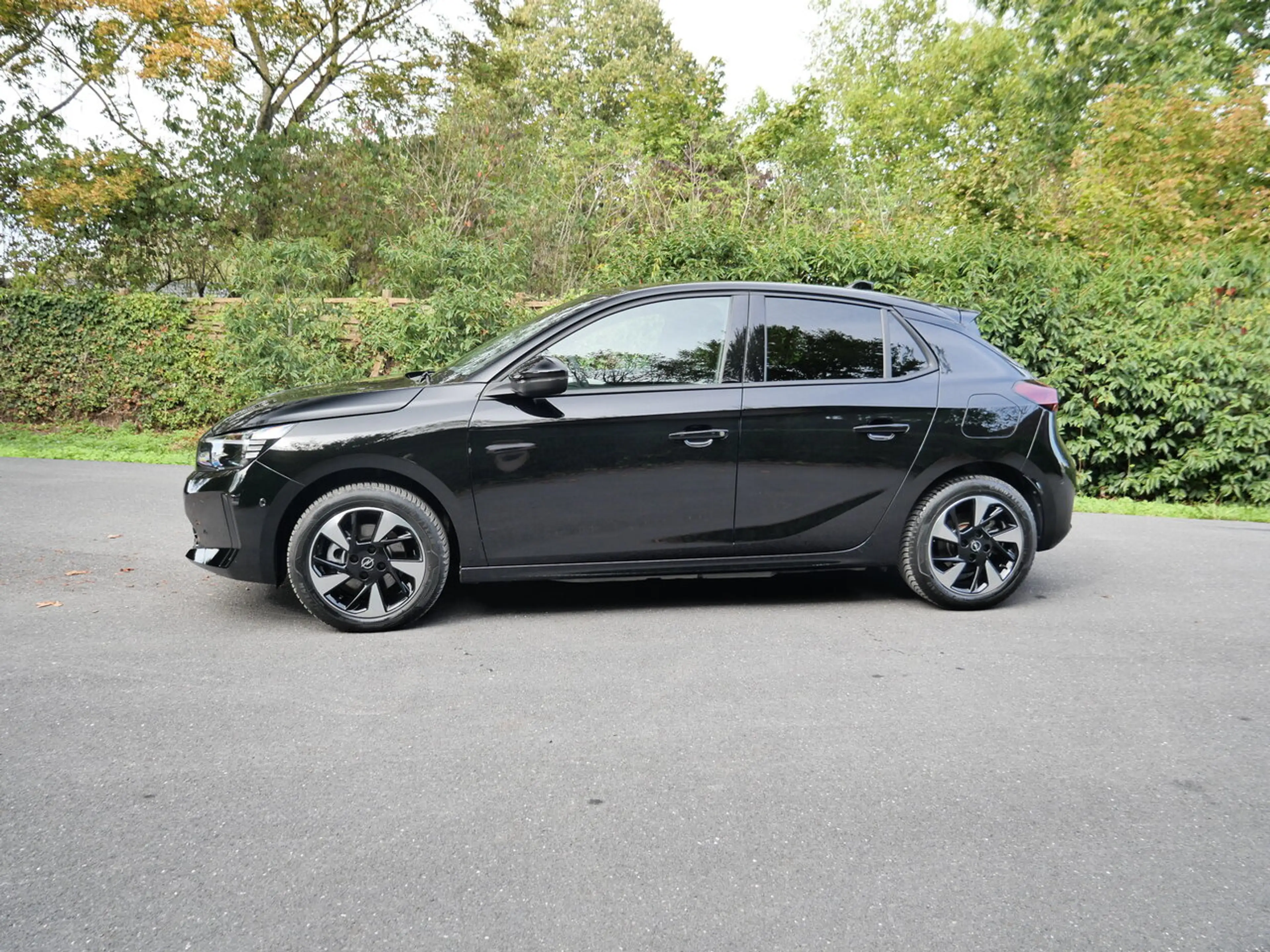 Opel Corsa-e GS 51kWh 156pk 400 KM AUTONOMIE — photo 3