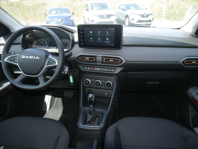 Dacia Sandero Stepway Expression TCe 90 NAVI LED — photo 15