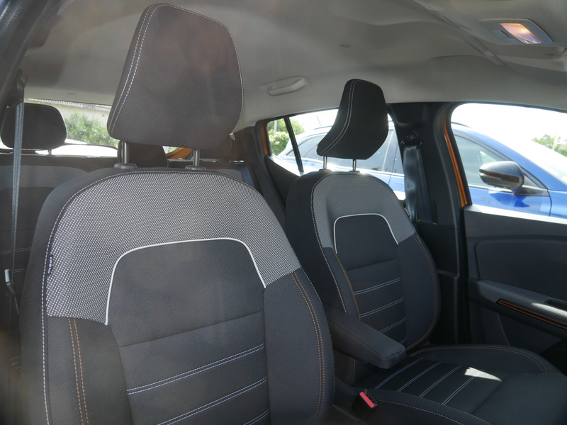 Dacia Sandero Stepway Expression TCe 90 NAVI LED — photo 14