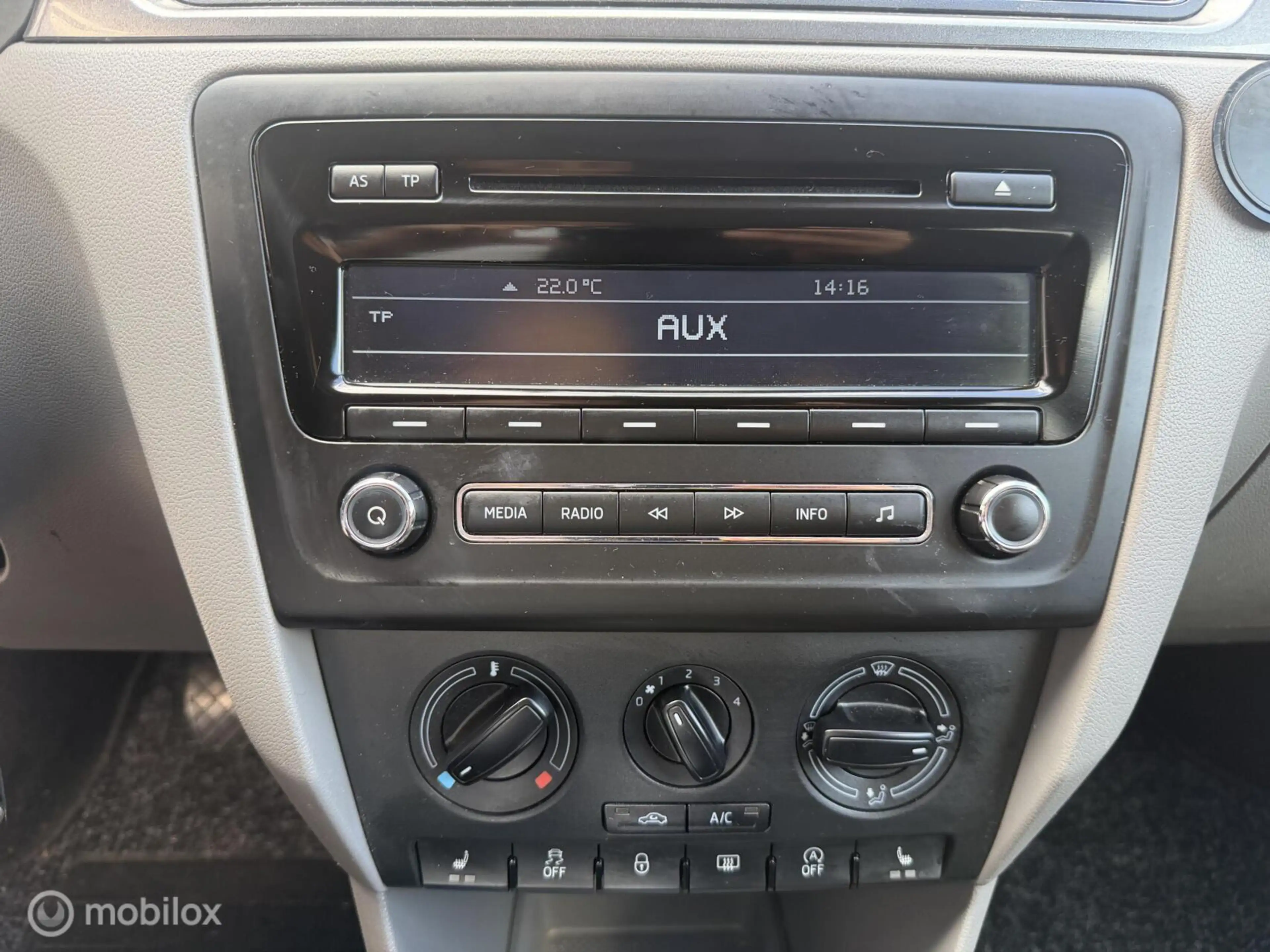 Skoda Rapid/Spaceback 1.4 TSI Greentech Elegance AUTOMAAT/ TREKHAAK — photo 14