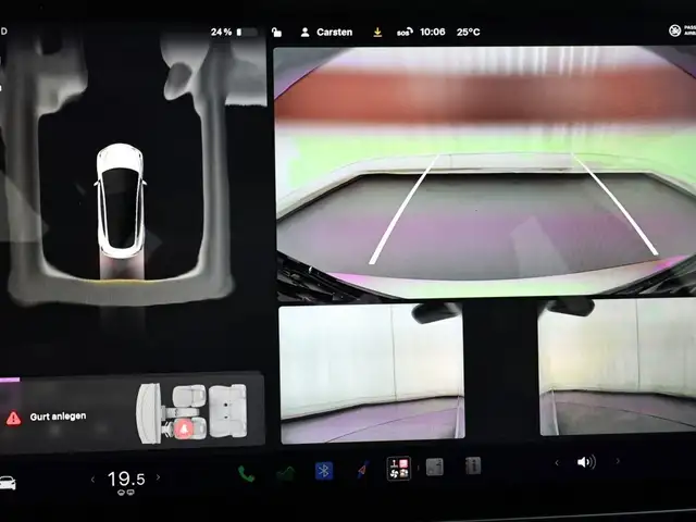 Tesla Model 3 view 15