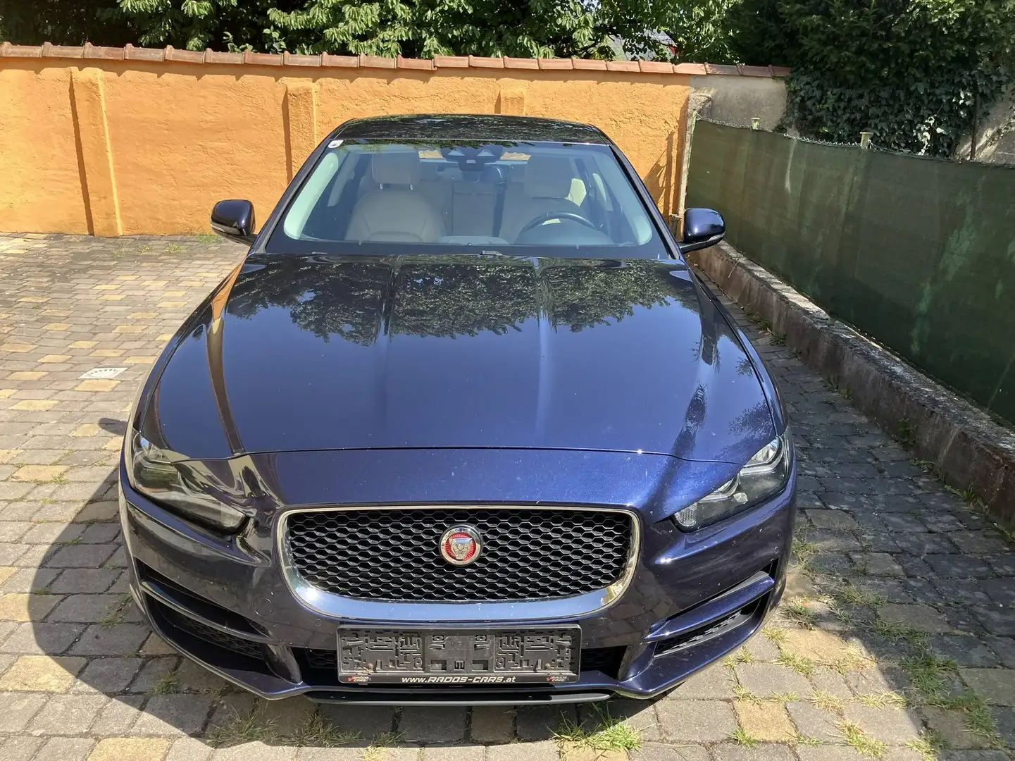 Jaguar XE XE 20d Prestige Aut. Prestige Blau - 1