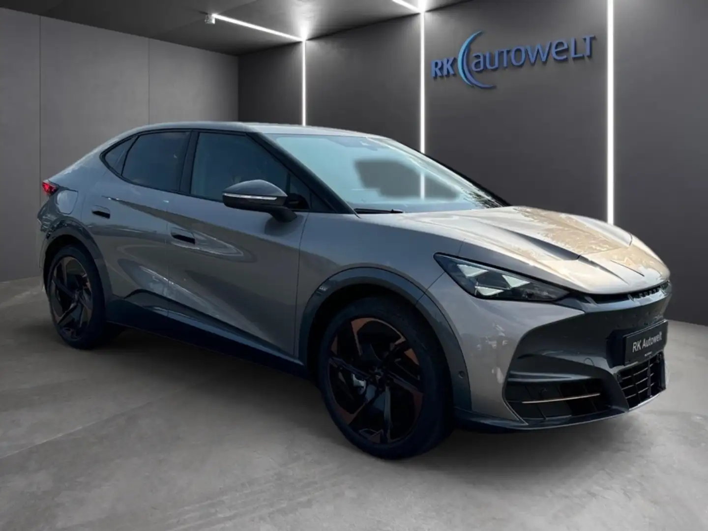 CUPRA Tavascan 4Drive VZ Heat Pump Adrenalin Head-Up Matrix Bej - 2