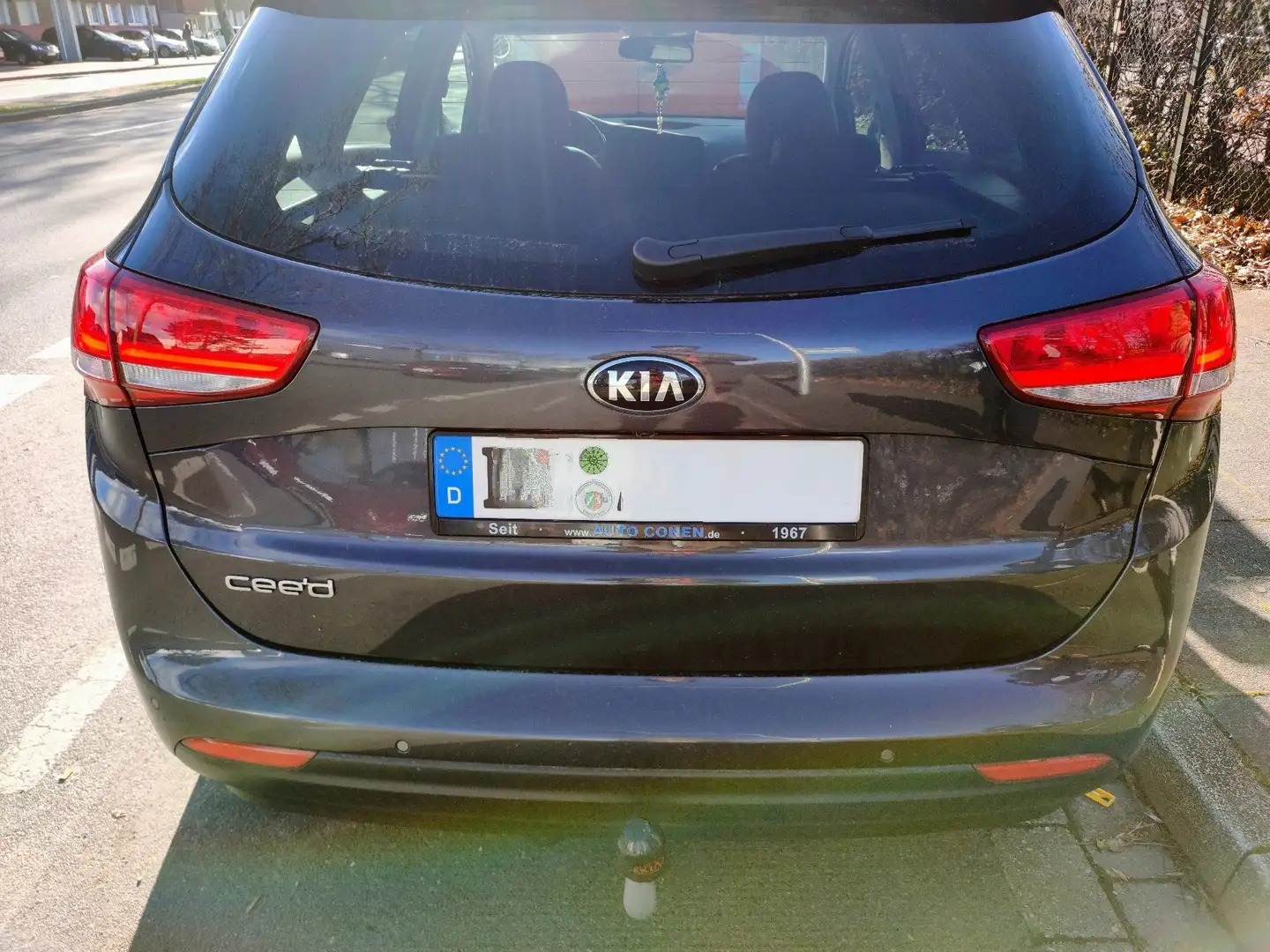 Kia Ceed SW / cee'd SW 1.6 GDI DCT Platinum Edition Grau - 2