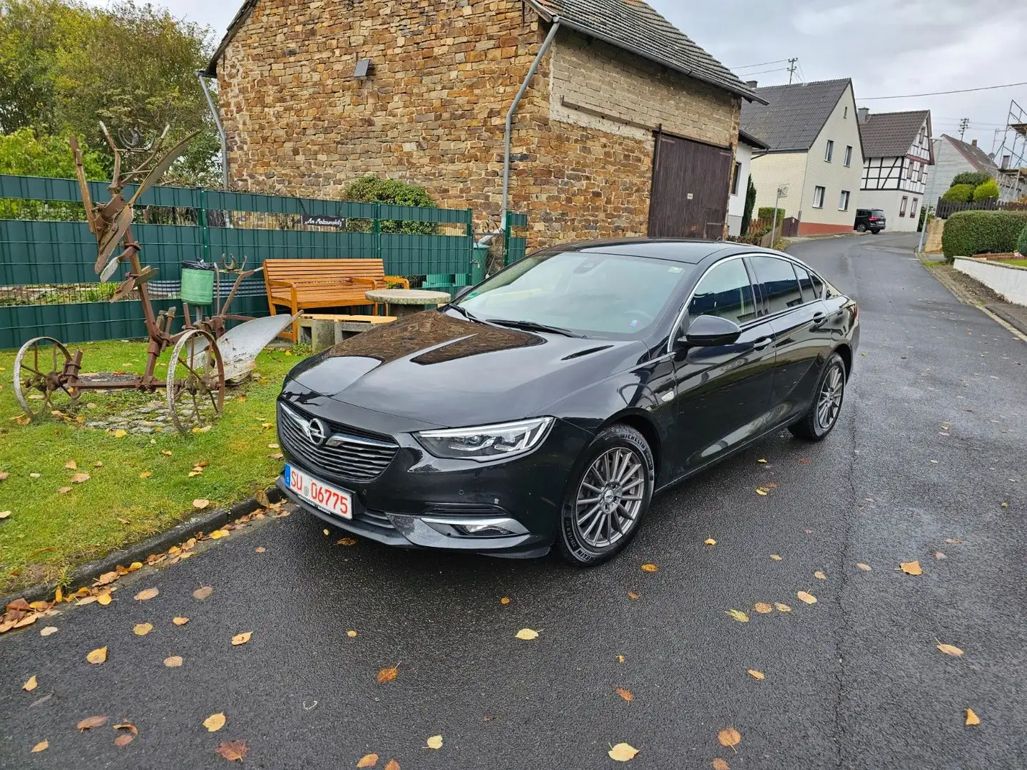Opel Insignia B Grand Sport Dynamic Schwarz - 1
