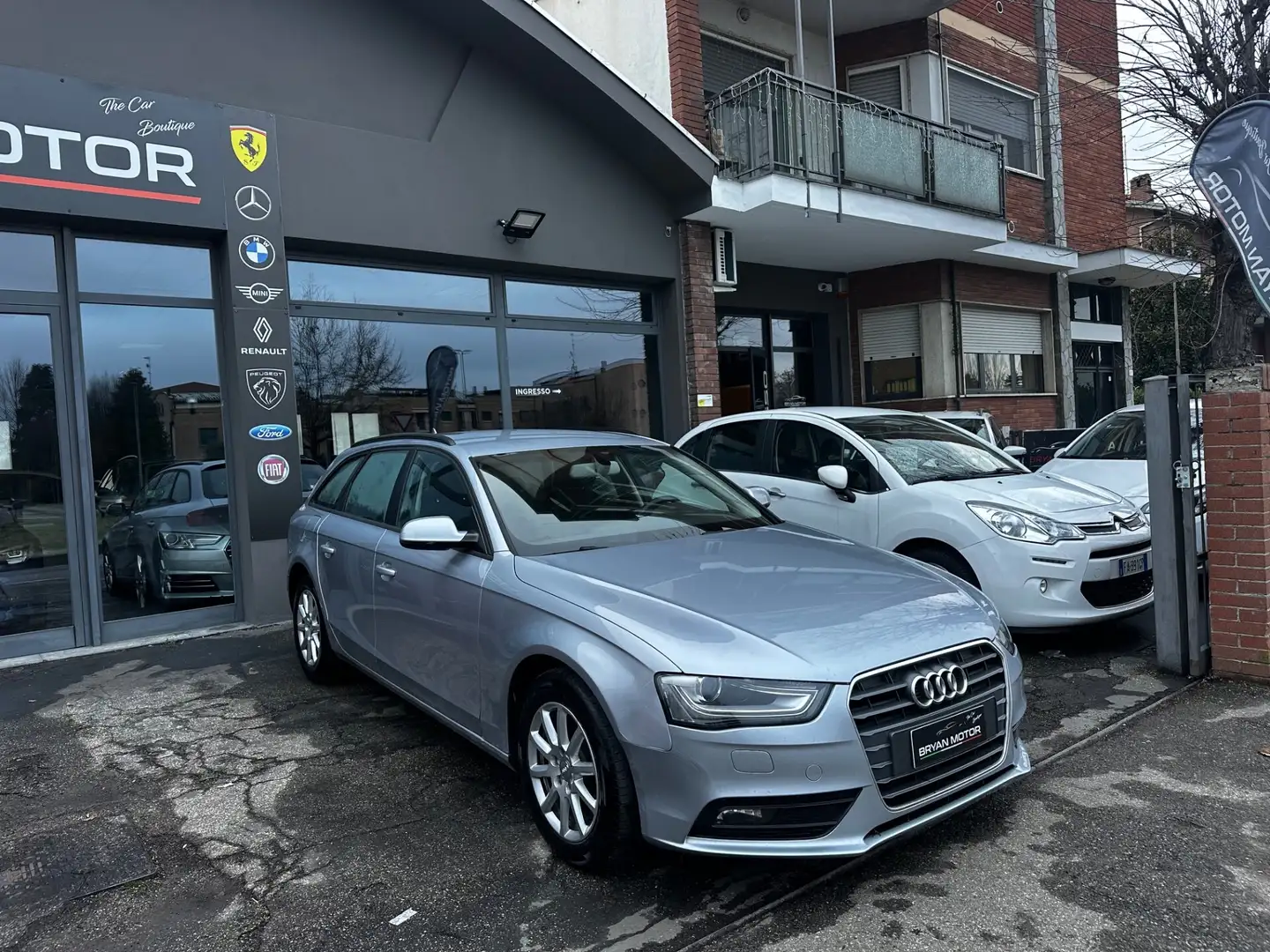Audi A4 Avant 2.0 TDI clean diesel multitronic Business Grigio - 2