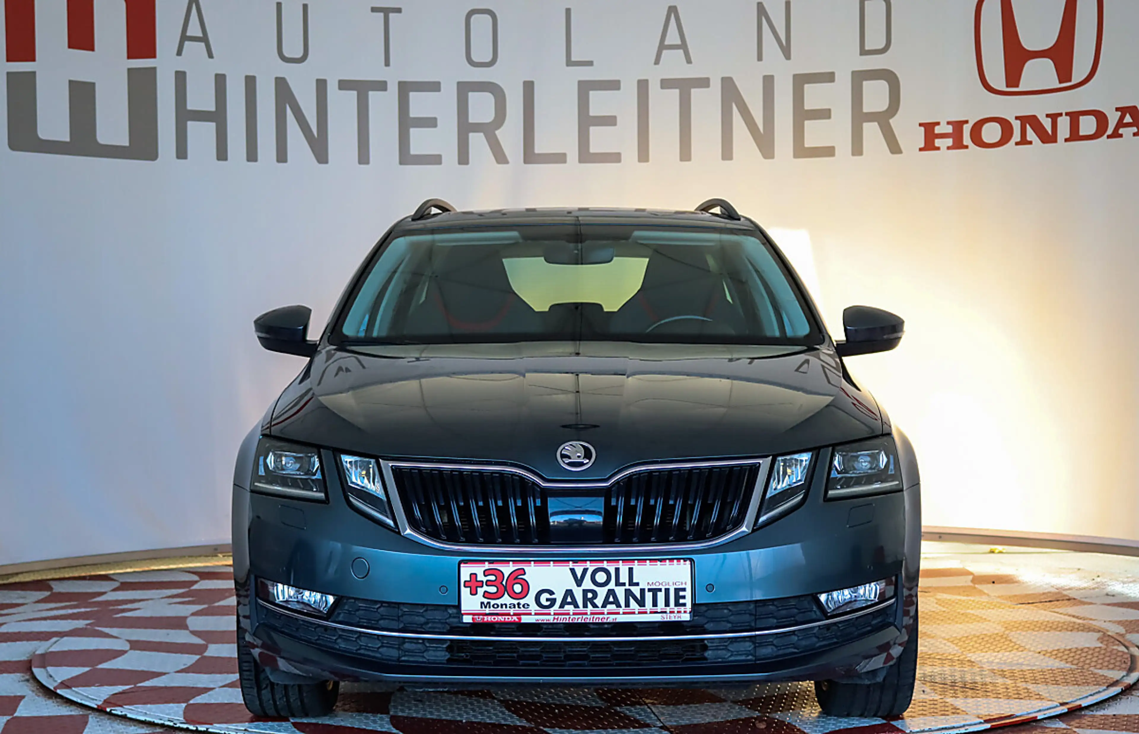 Skoda Octavia Combi Sport Limited TDI 4x4 LED VIRTUAL PANORAMA — photo 5