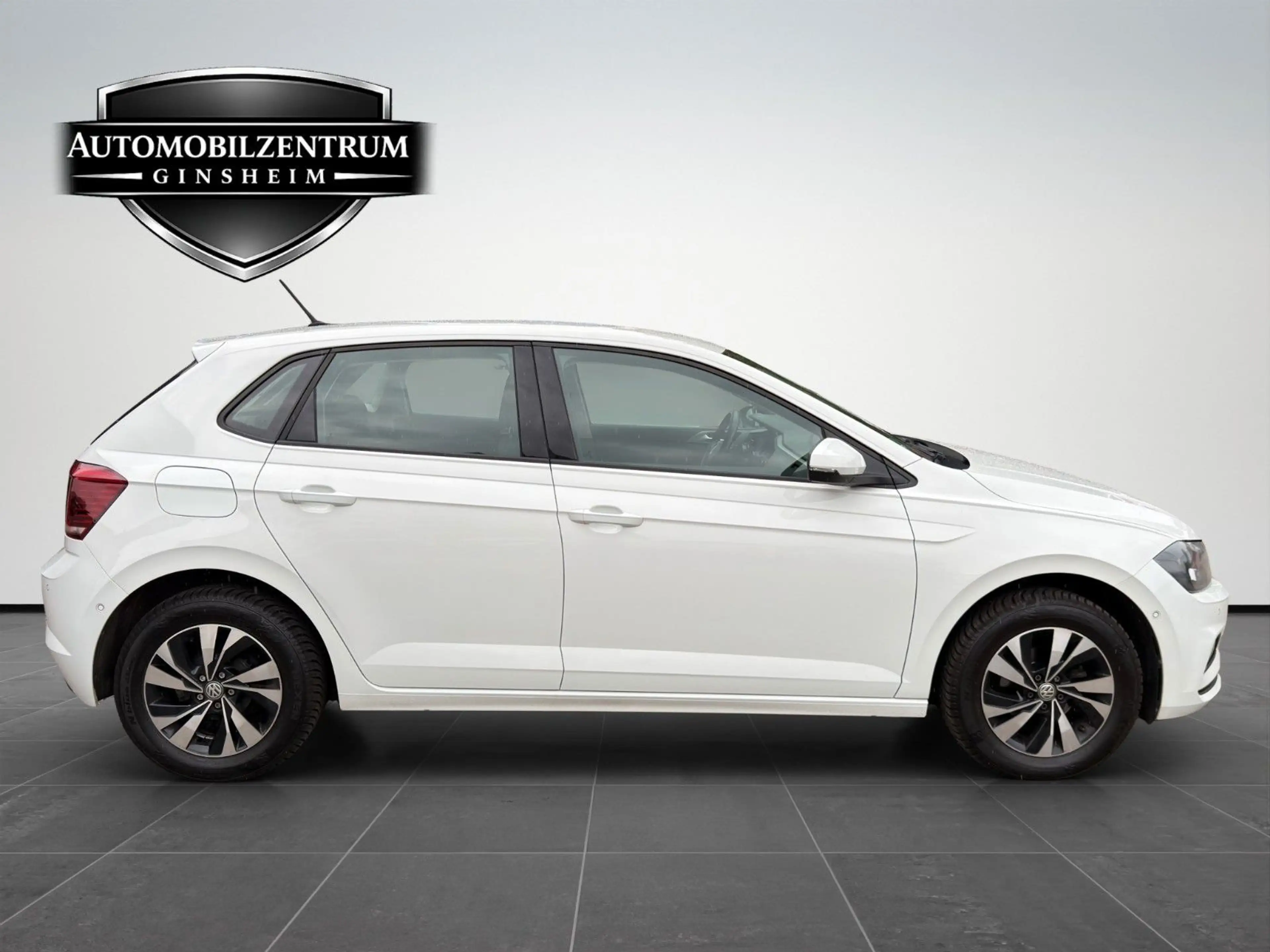 Volkswagen Polo POLO VI COMFORTLINE | KLIMA | PARK ASSIST — photo 3