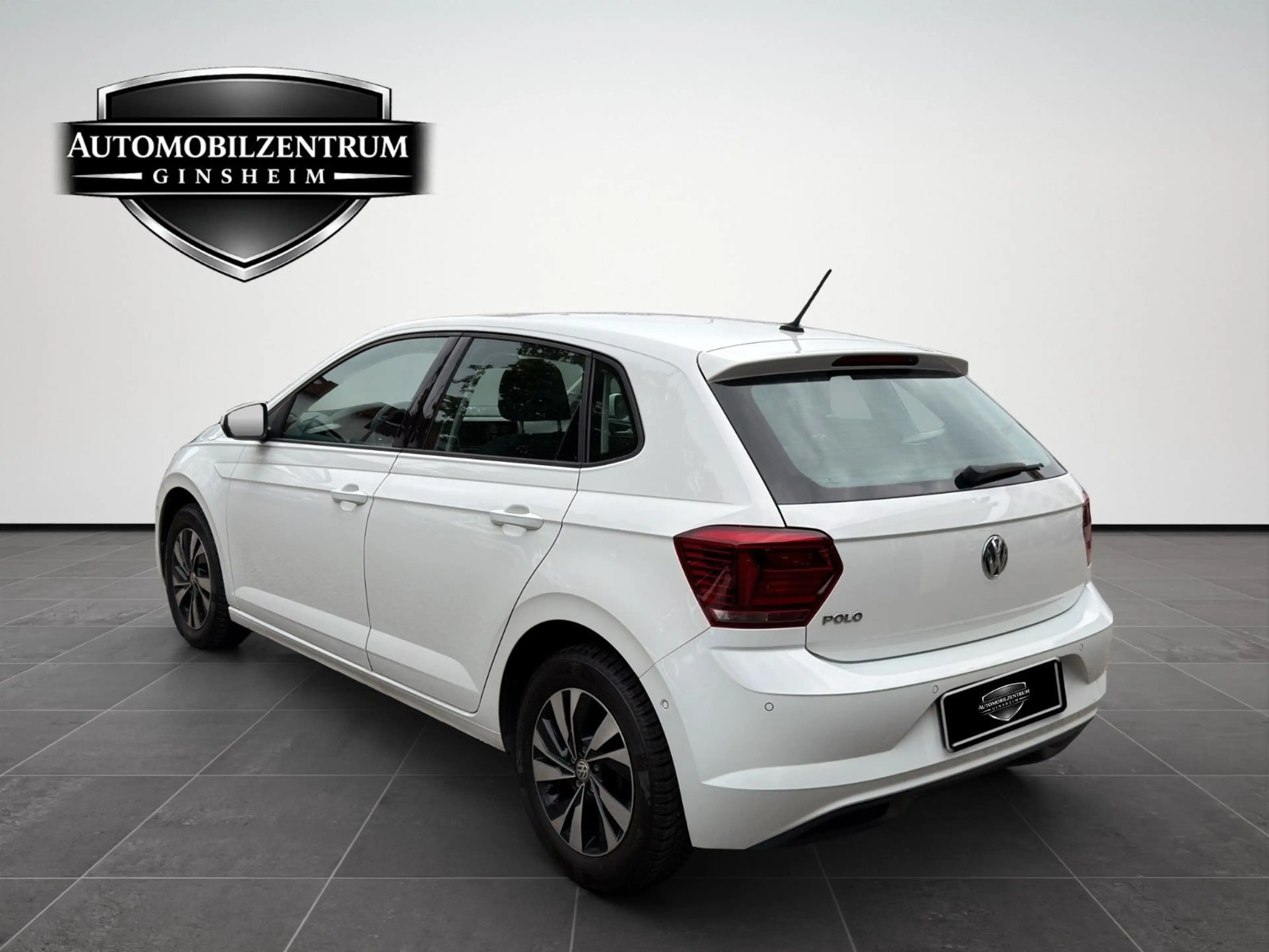 Volkswagen Polo POLO VI COMFORTLINE | KLIMA | PARK ASSIST — photo 8
