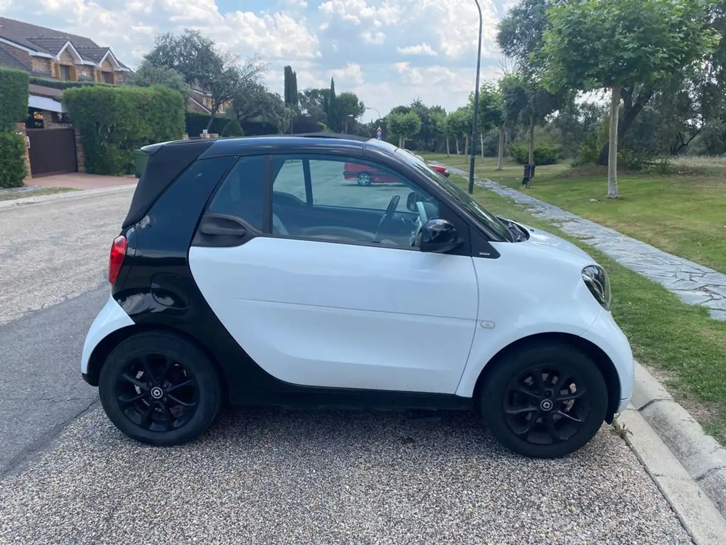 smart forTwo Cabrio 52 Passion Aut. Weiß - 1