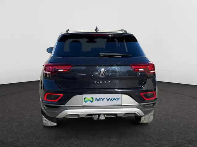 Volkswagen T-Roc view 6