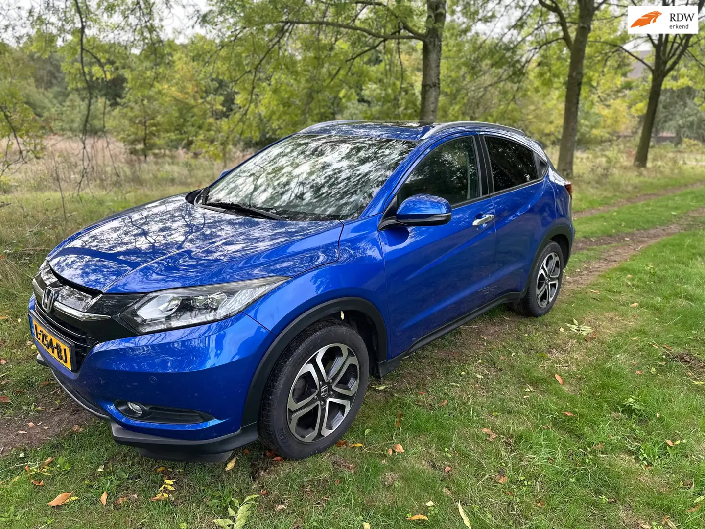 Honda HR-V 1.5 i-VTEC Executive apk t/m 13-04-2027 Blauw - 1