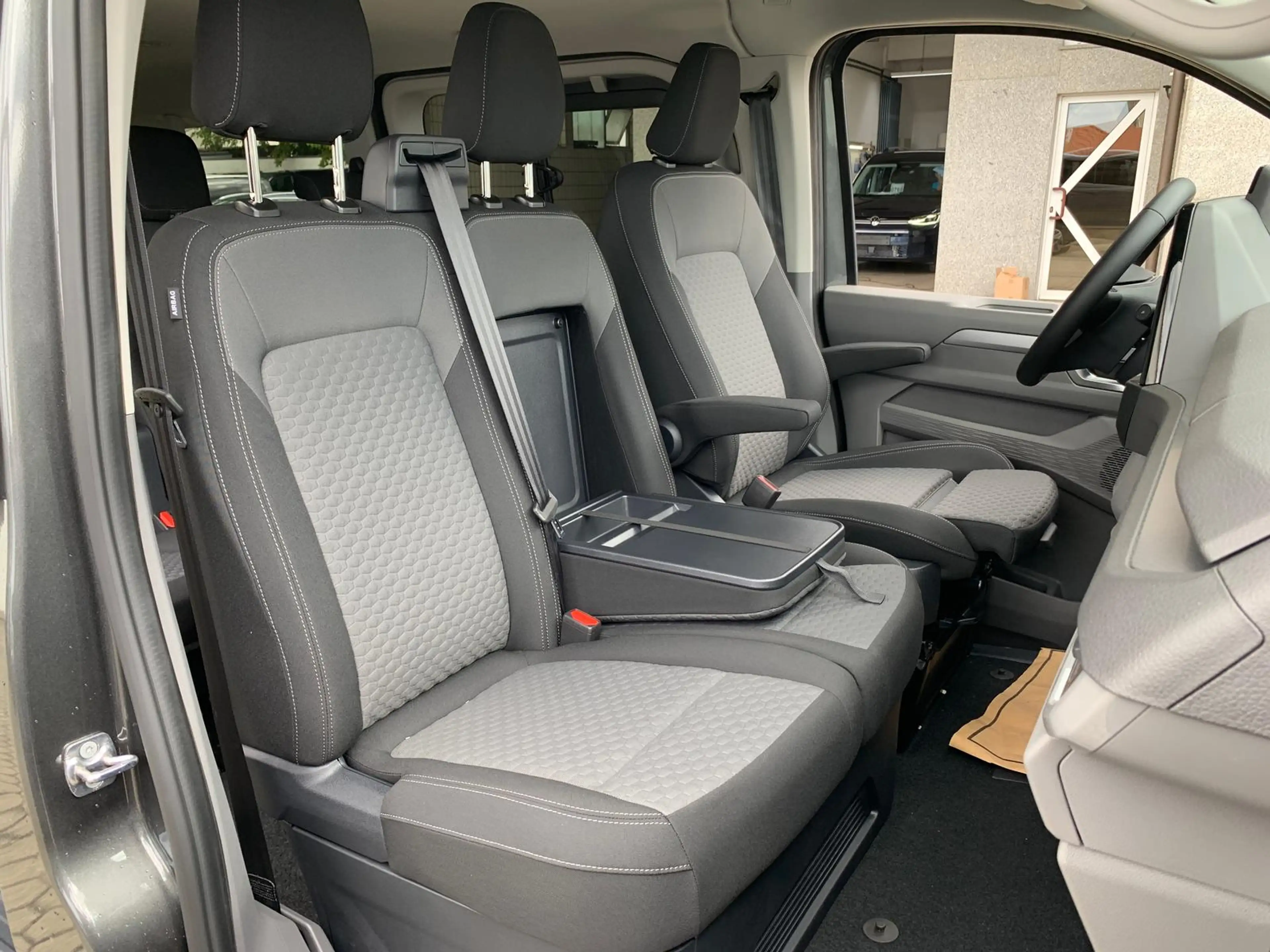 Volkswagen T7 Caravelle Caravelle Style LR lang EasyOpen Kamera 81'€ — photo 15