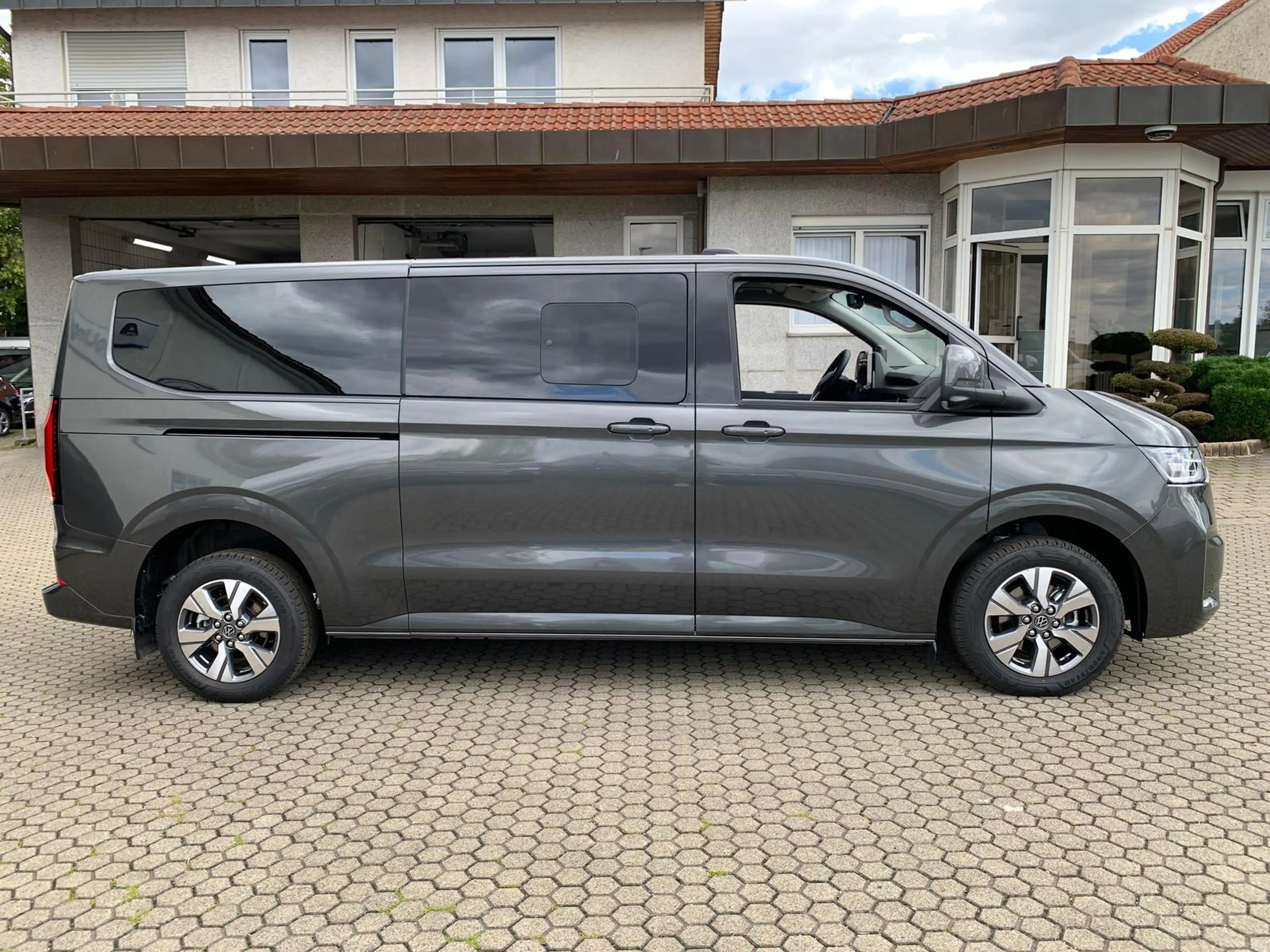 Volkswagen T7 Caravelle Caravelle Style LR lang EasyOpen Kamera 81'€ — photo 4