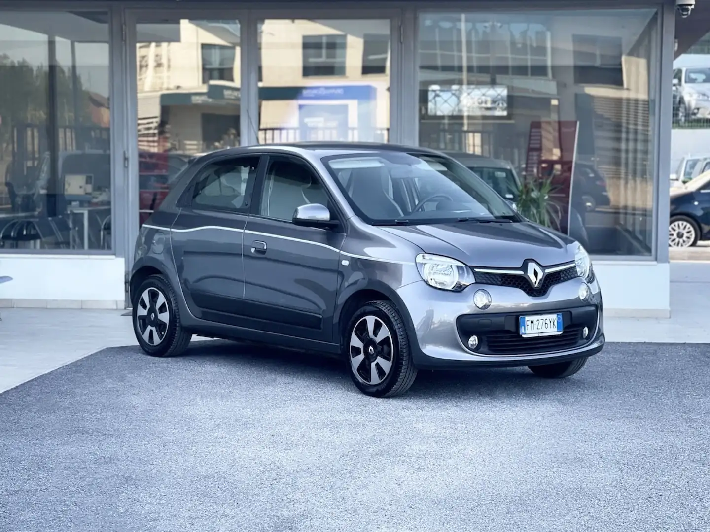 Renault Twingo 1.0 Benzina 69CV E6 Neo. - 2018 Grigio - 1