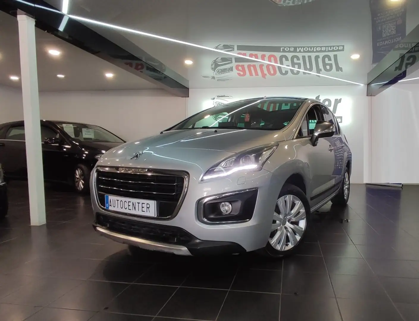 Peugeot 3008 Allure 1.6 e-HDI 115 FAP ETG6 B.Lion Grau - 1
