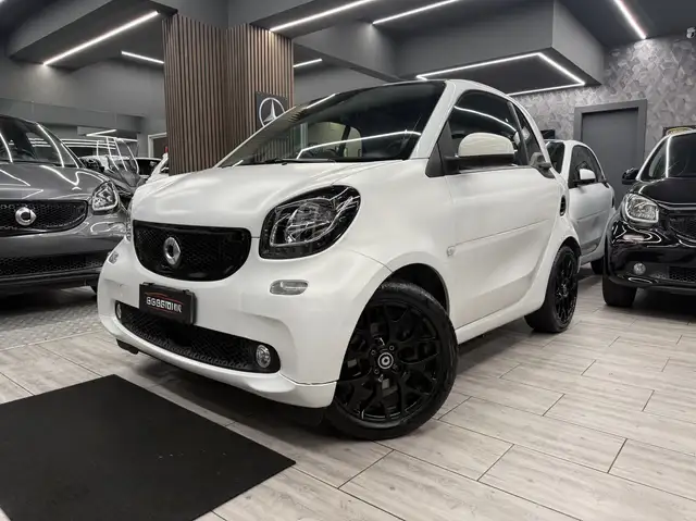 smart forTwo 90 0.9 Turbo twinamic Parisblue Prime Navi Kamera!