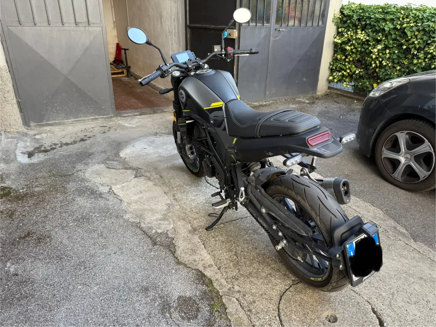 Benelli Leoncino 250 - 2