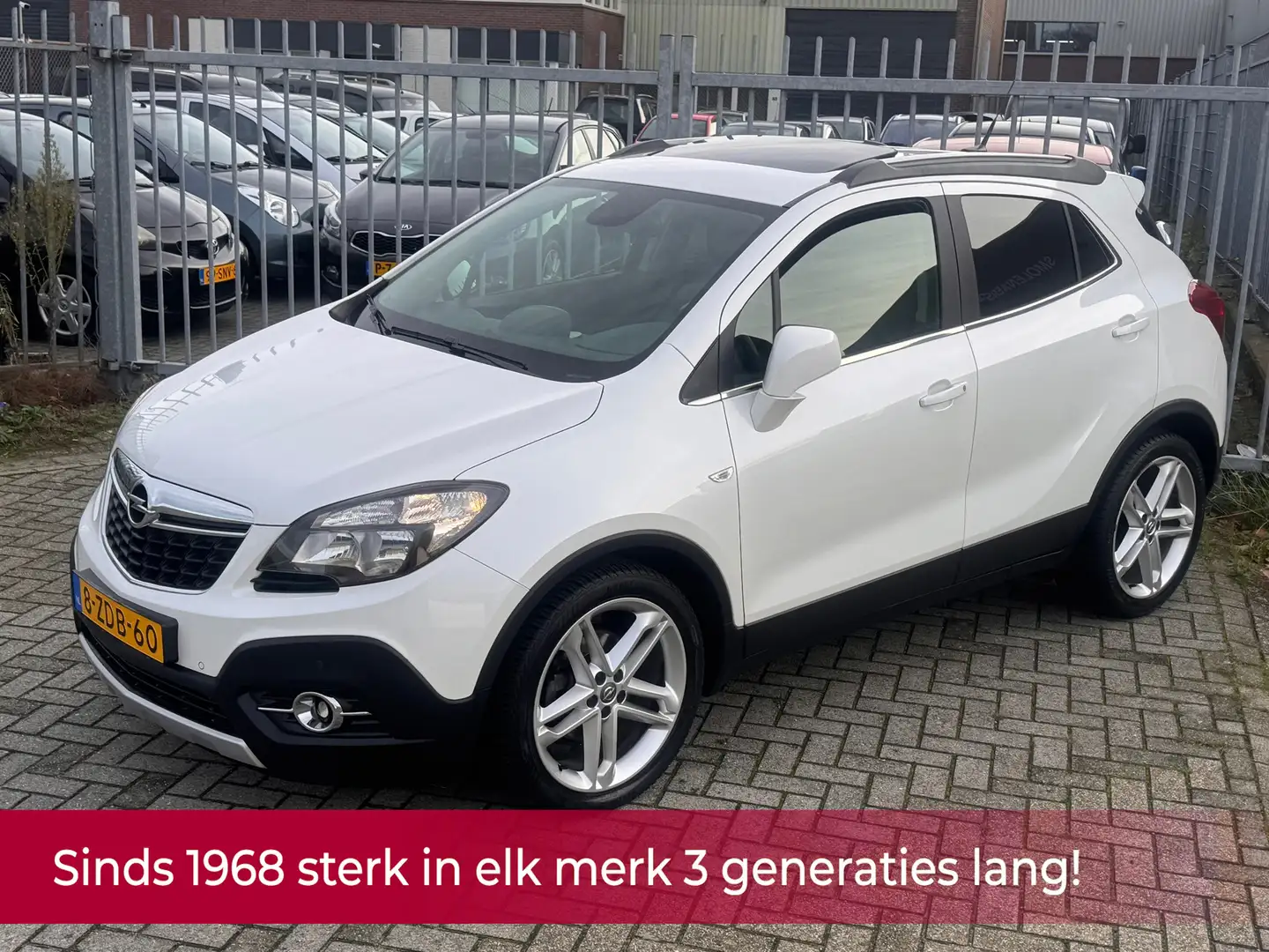 Opel Mokka 1.4 T Cosmo 140PK NL AUTO NAP! Schuifdak l Navi l Weiß - 1