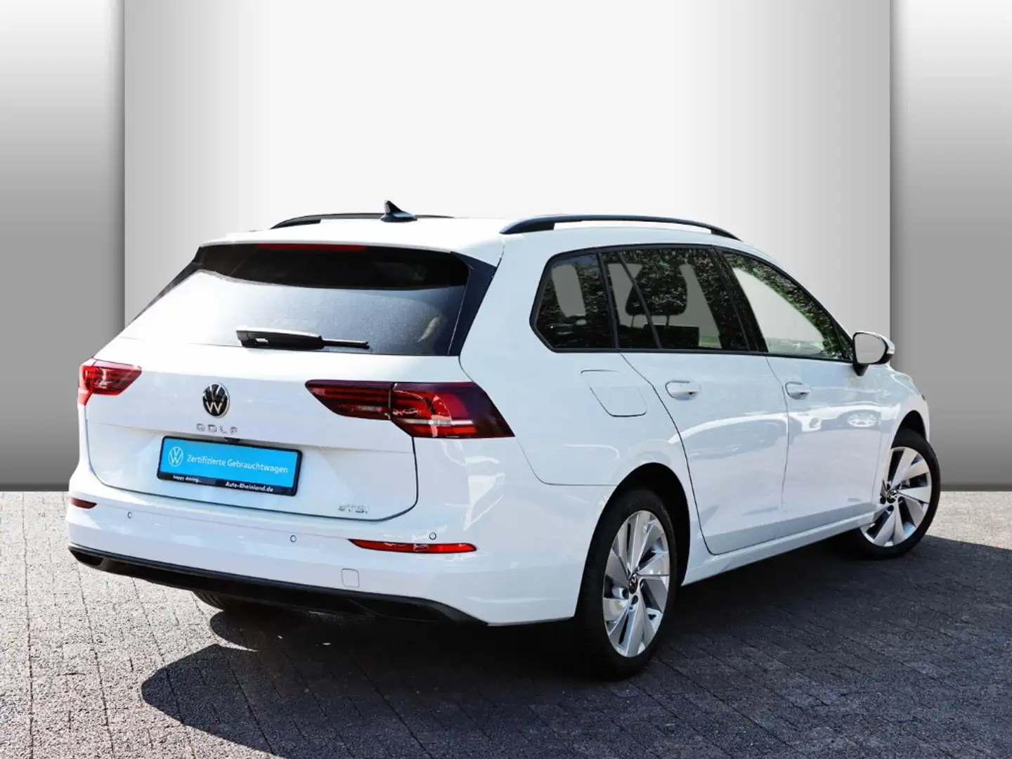 Volkswagen Golf Variant VIII Life 1.5 eTSI OPF DSG ACC/LED/PDC/SITZHZ. Weiß - 2