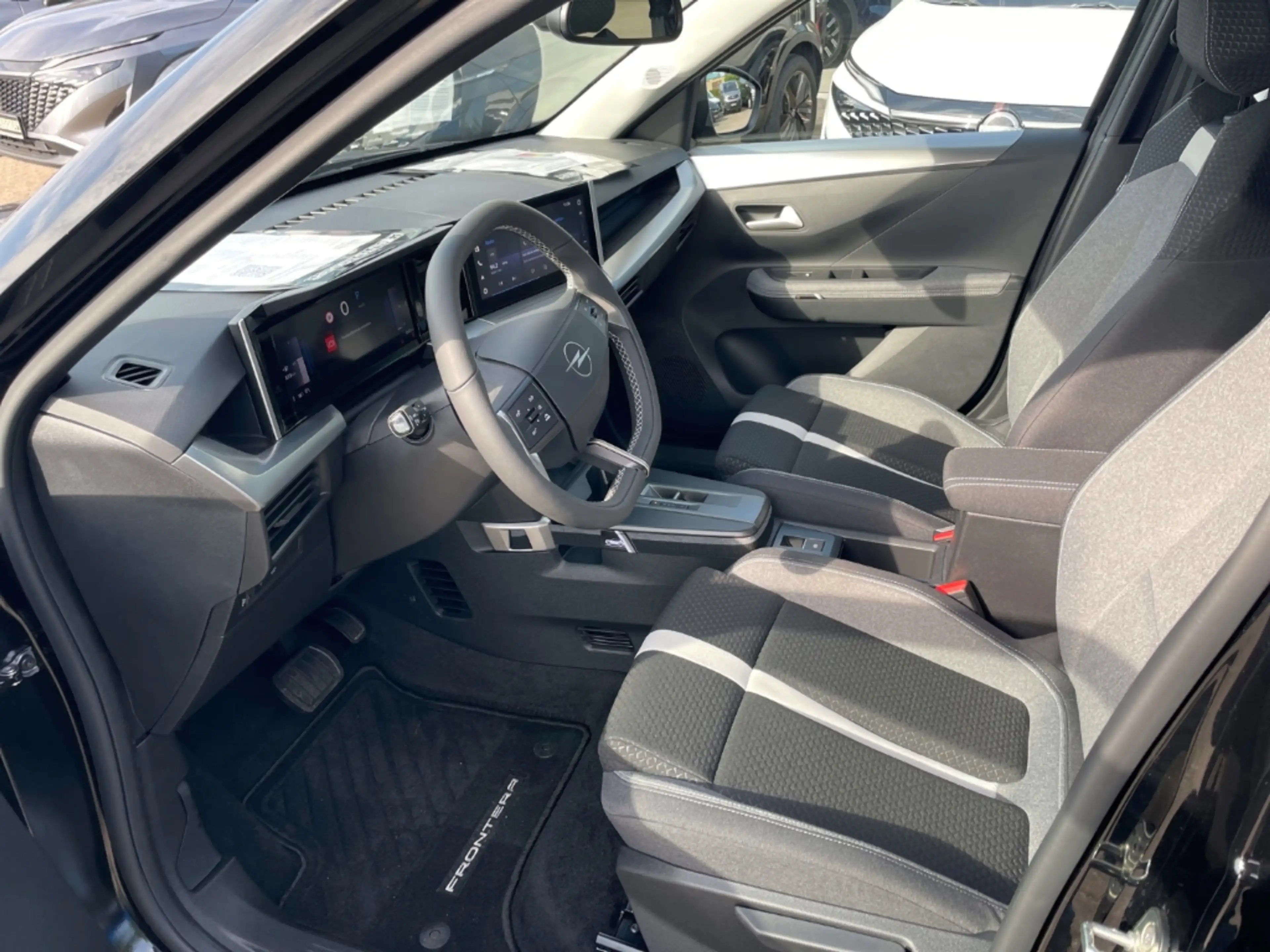 Opel Frontera GS 1.2 107 kW Navi Digitales Cockpit LED Apple Car — photo 7