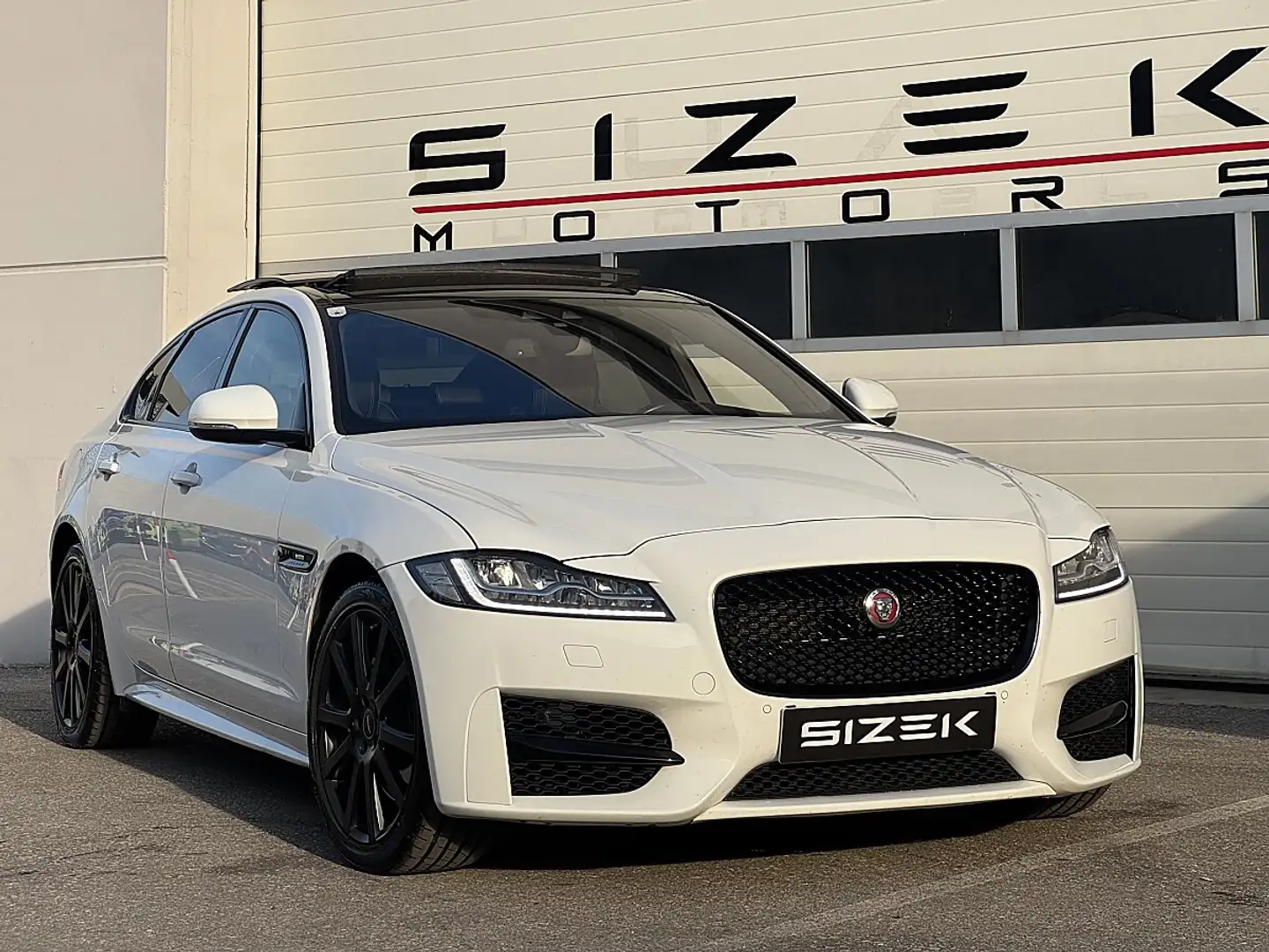Jaguar XF 30d R-Sport Aut.|PANO|HEAD-UP|ACC|KAMERA|LED Weiß - 2