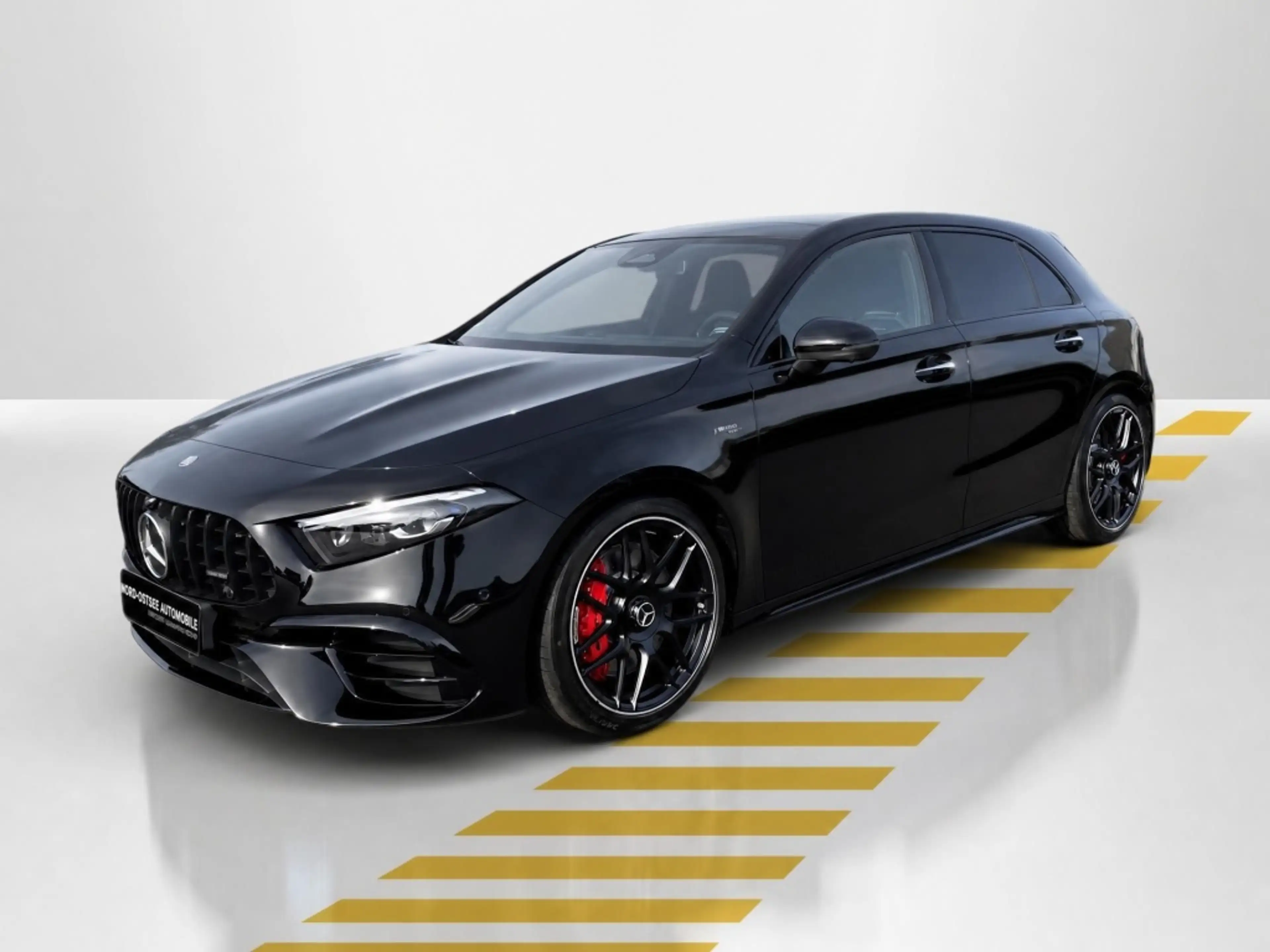 Mercedes-Benz A 45 AMG S 4M+ NIGHT-II PANO MULTIKONTUR HUD — photo 3
