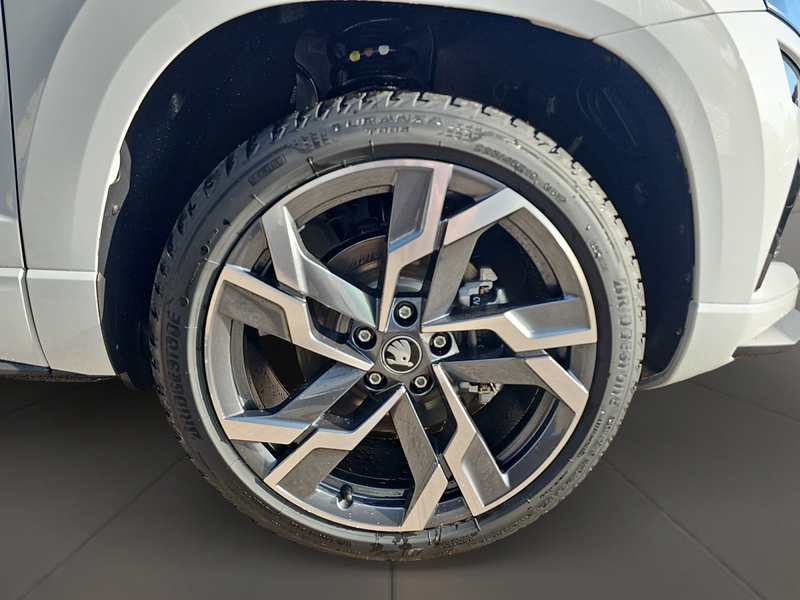 Skoda Karoq 2.0 TSI 4x4 Sportline ACC AHK AUT MATRIX — photo 6