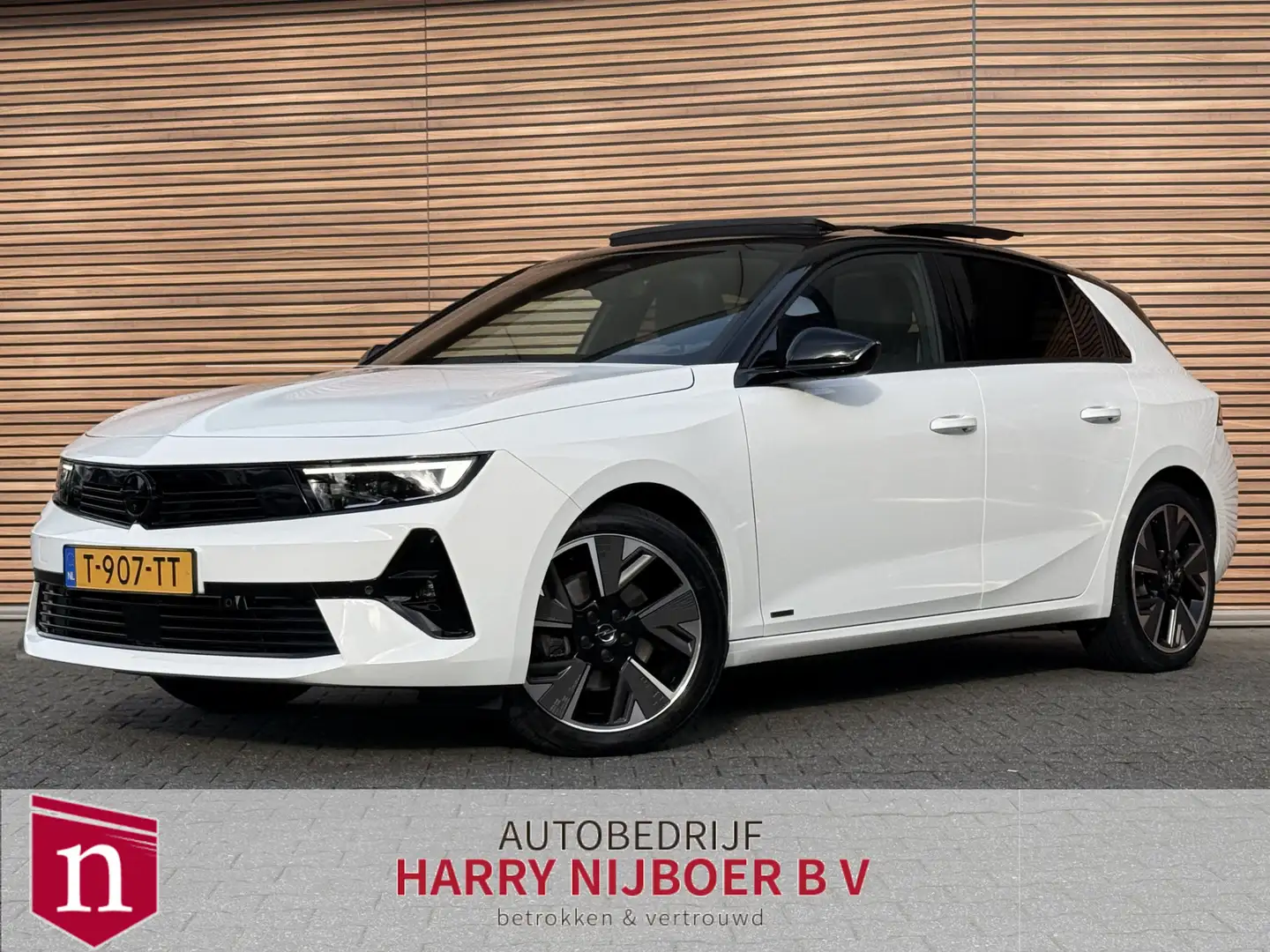 Opel Astra Electric 54 kWh GS Ultimate Schuifdak / Navi / Win Bianco - 1