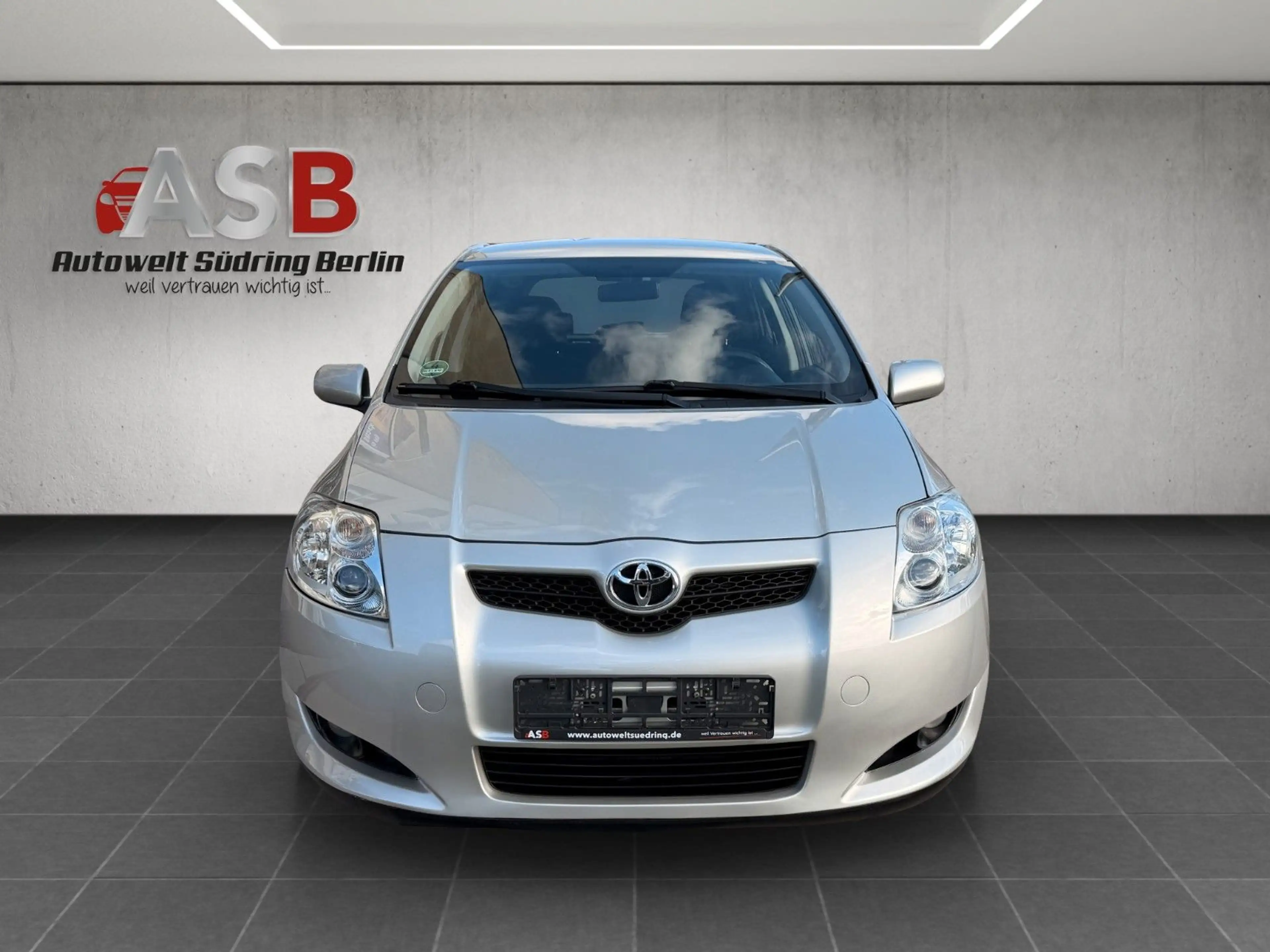 Toyota Auris 1,6 Automatik*Klimaautomatik*AHK — photo 2