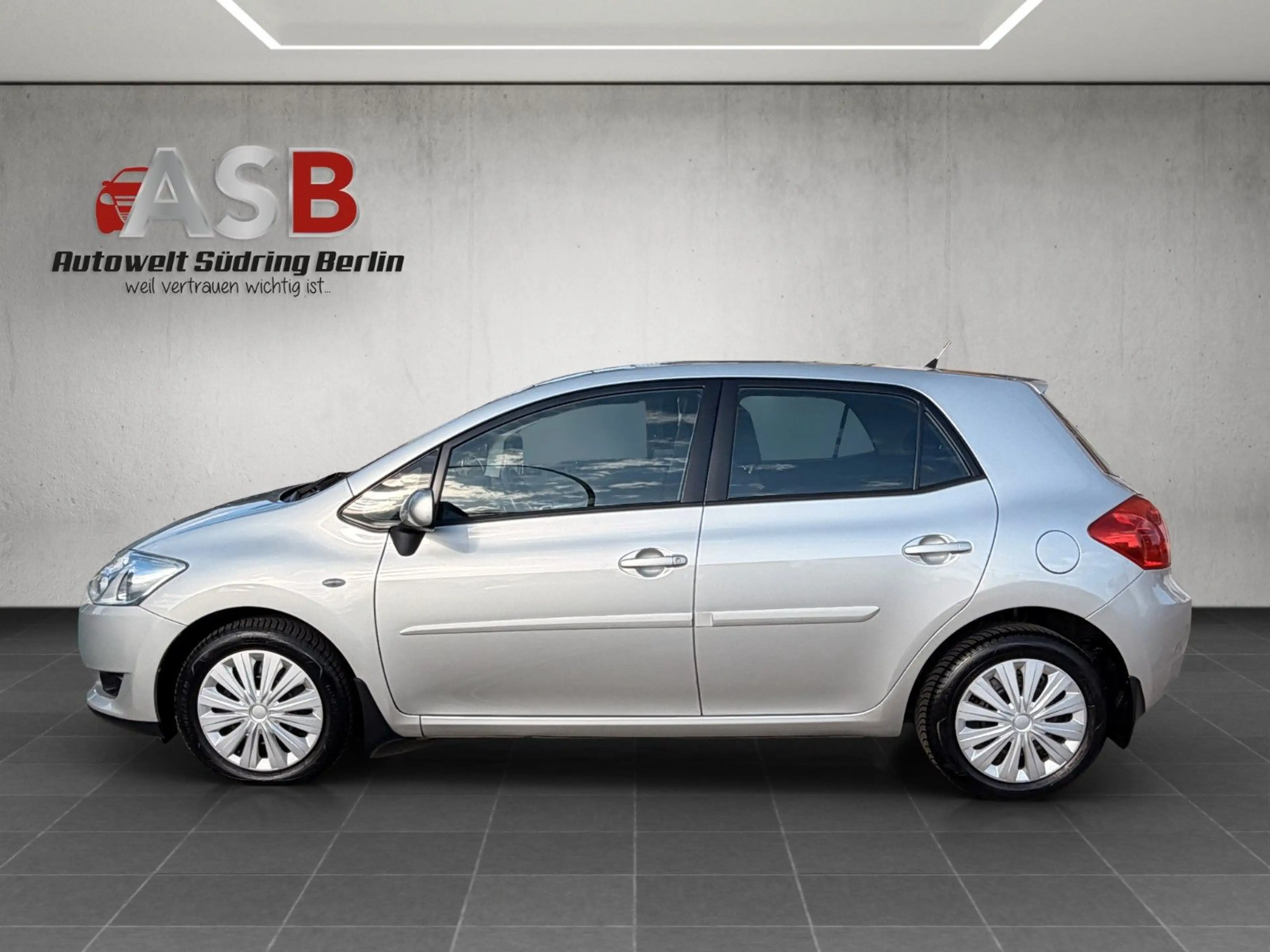 Toyota Auris 1,6 Automatik*Klimaautomatik*AHK — photo 10
