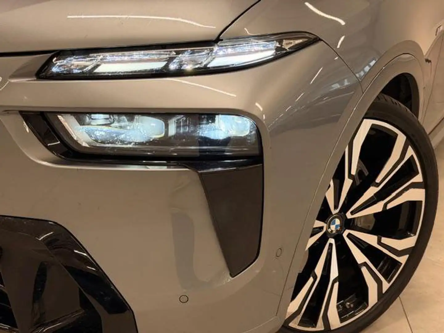 BMW X7 M xdrive 40d 48V MSport auto 7p.ti Gris - 2