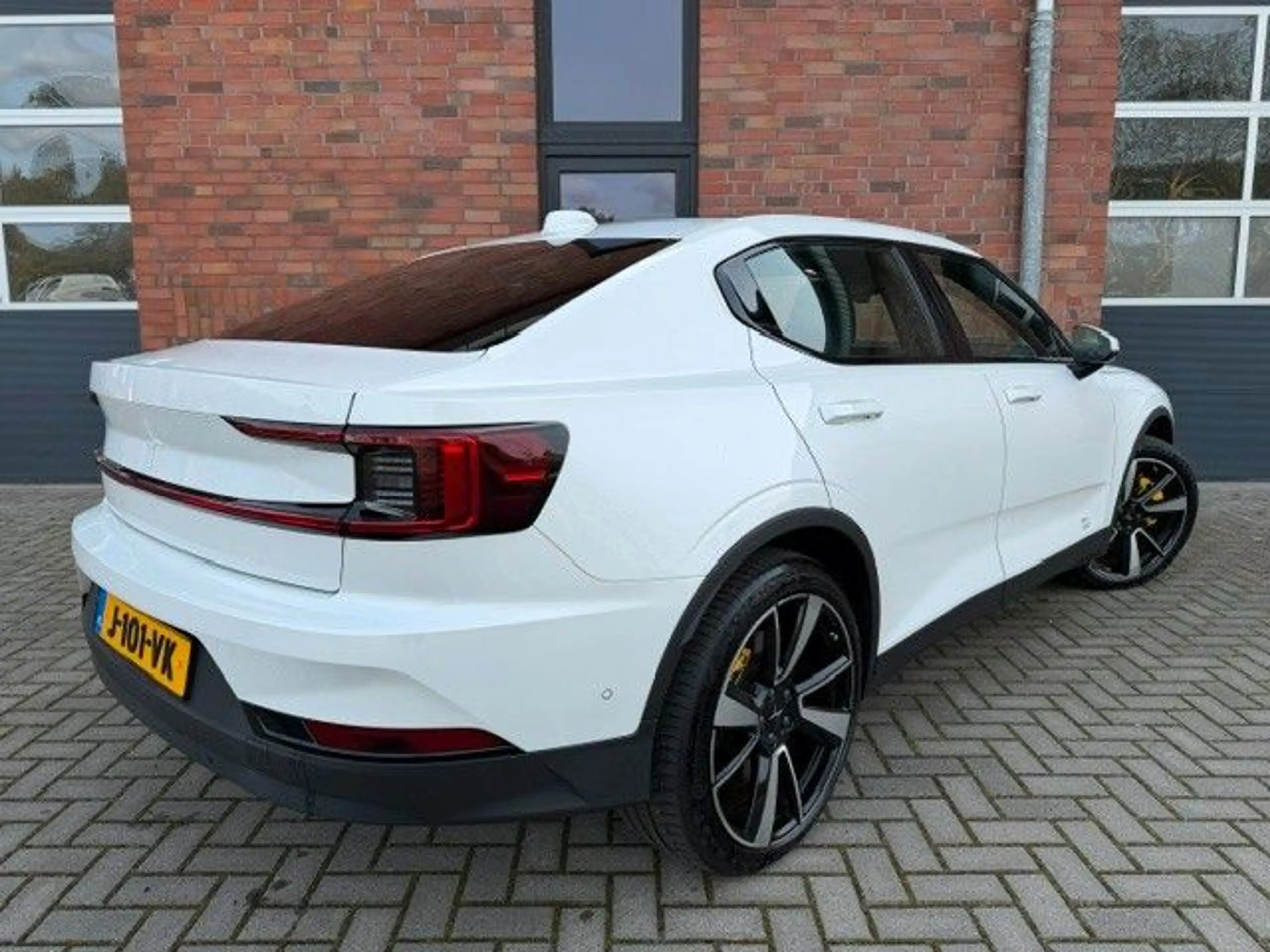 Polestar 2 Long Range Dual Motor Launch Edition, AHK, H&K — photo 6