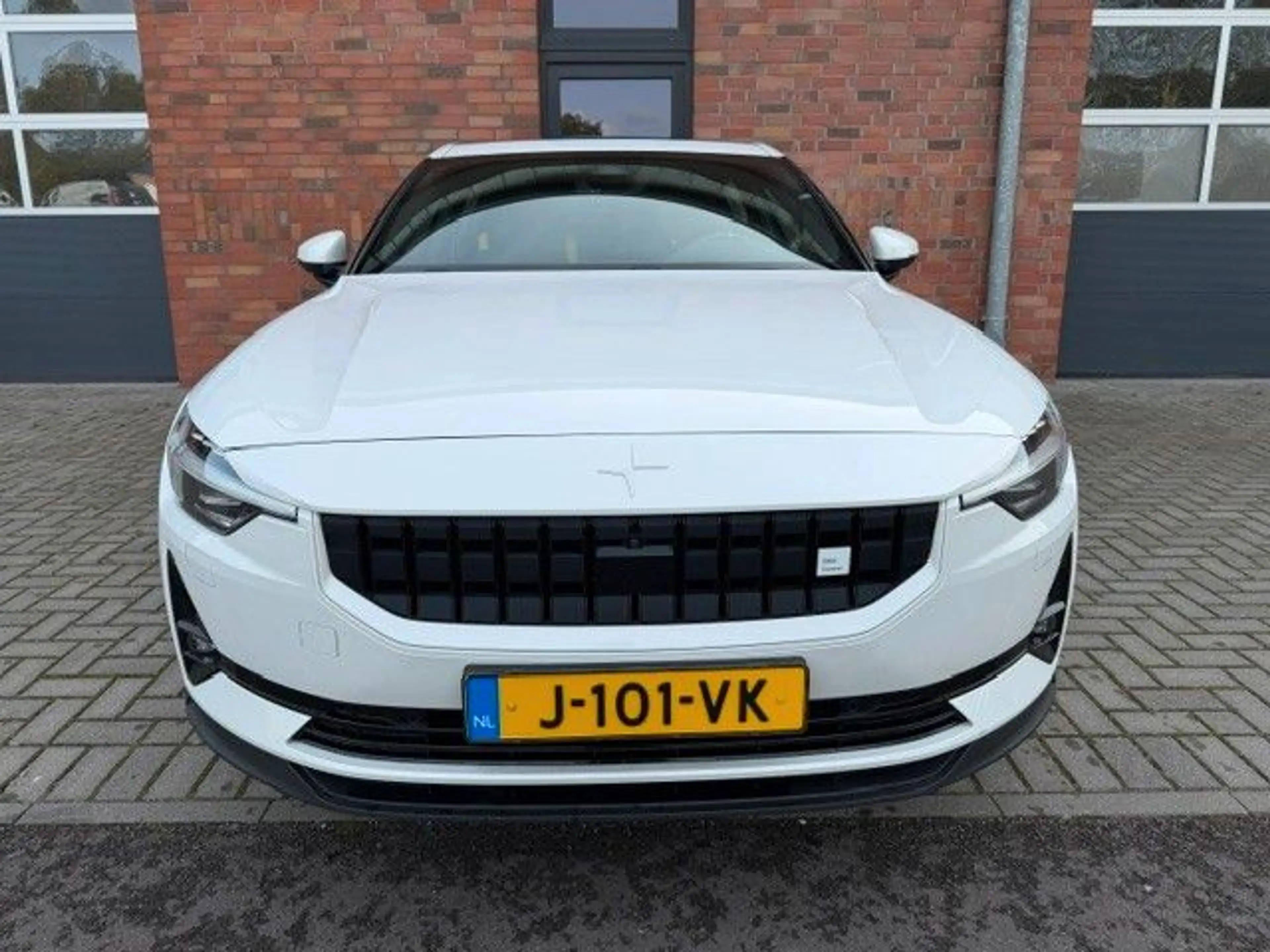 Polestar 2 Long Range Dual Motor Launch Edition, AHK, H&K — photo 11