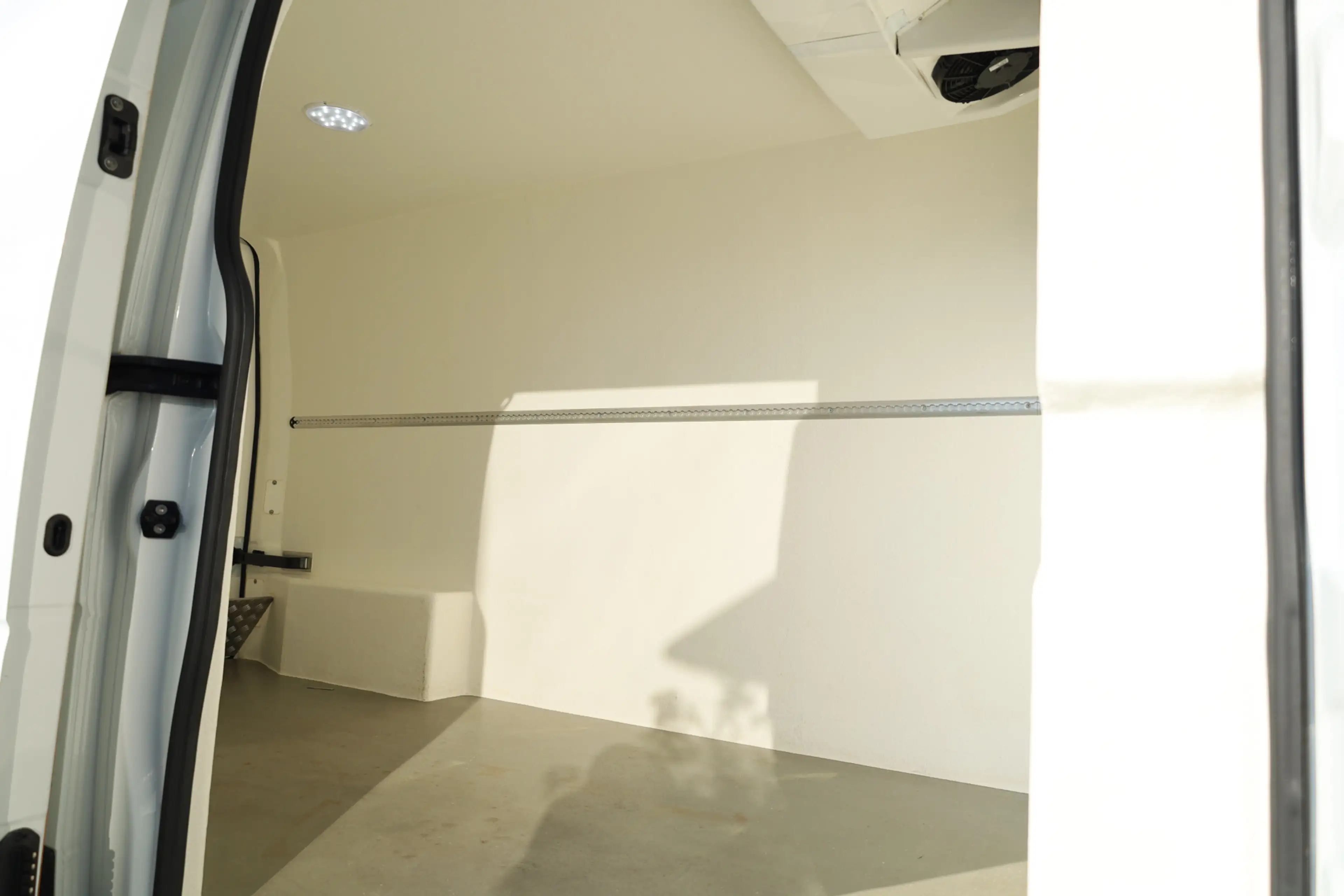 Opel Movano 2.3 CDTI-170pk L3H2 Koelwagen | Laadklep | Walstro — photo 9