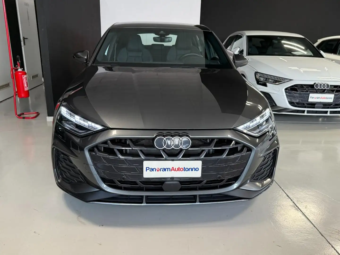 Audi A3 SPB 35 TDI S tronic S line edition Restyling Gris - 2