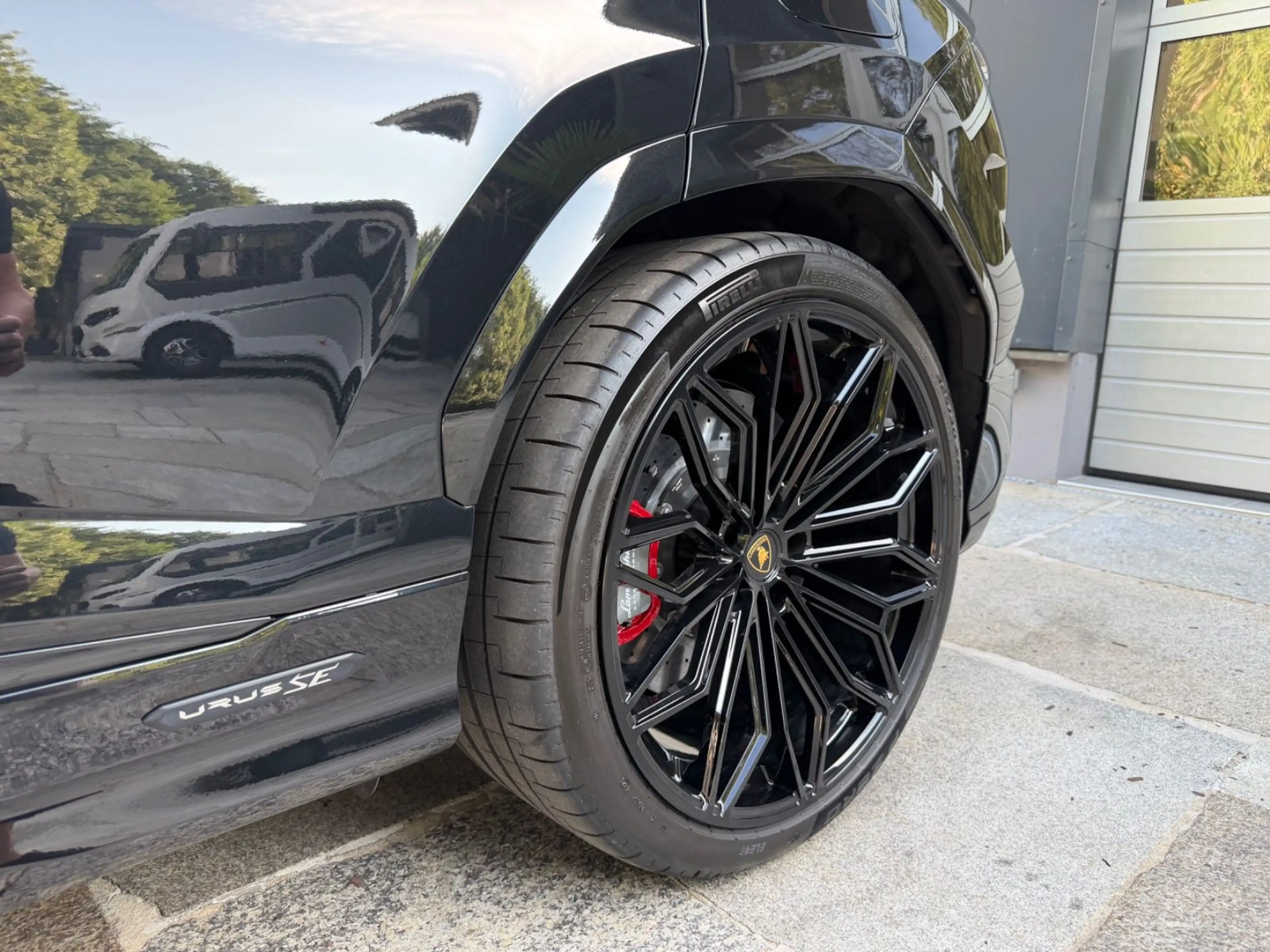 Lamborghini Urus SE Fond Entert. 900Km Neu Bang&Olufsen Pano — photo 14