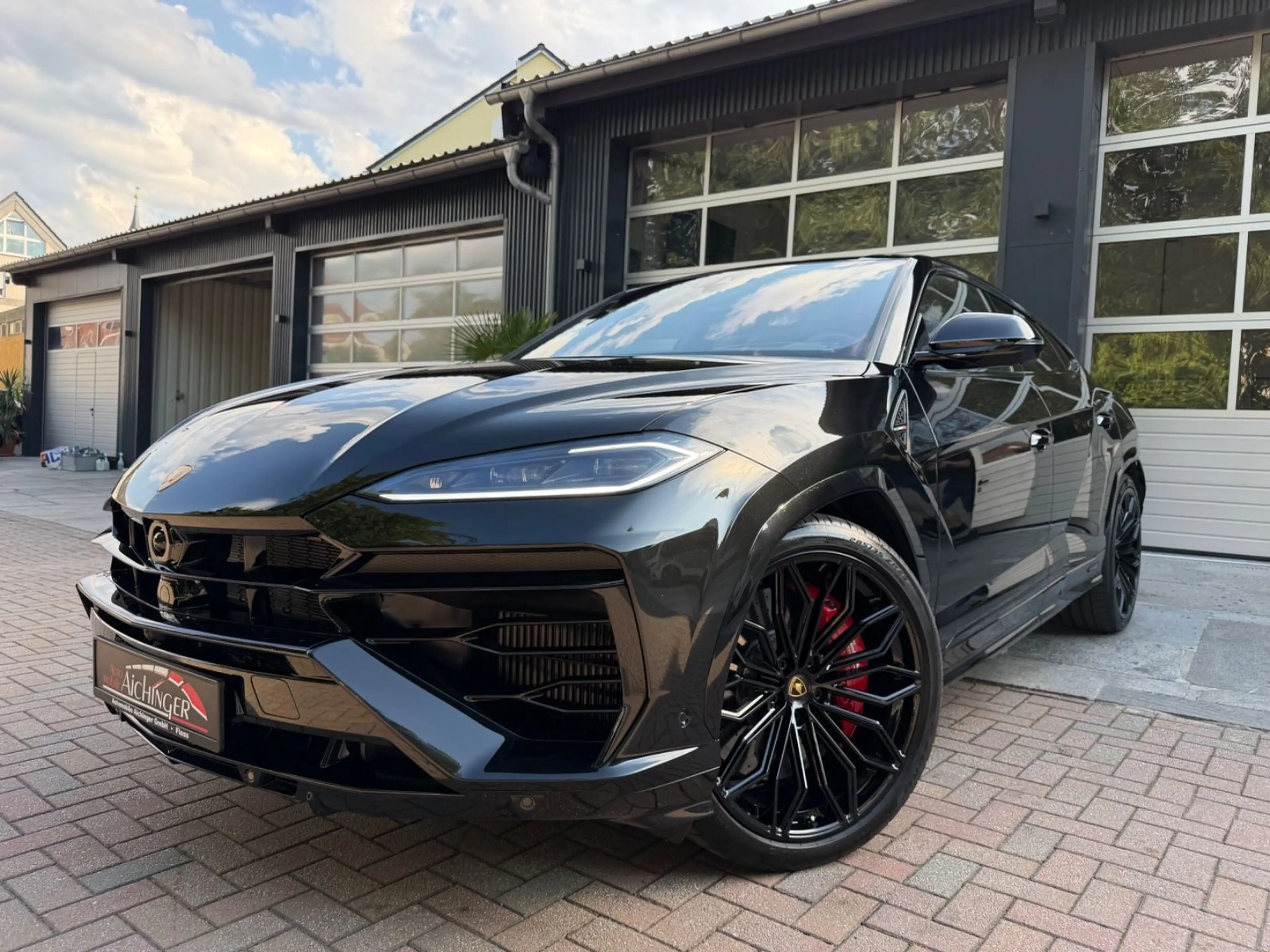 Lamborghini Urus SE Fond Entert. 900Km Neu Bang&Olufsen Pano