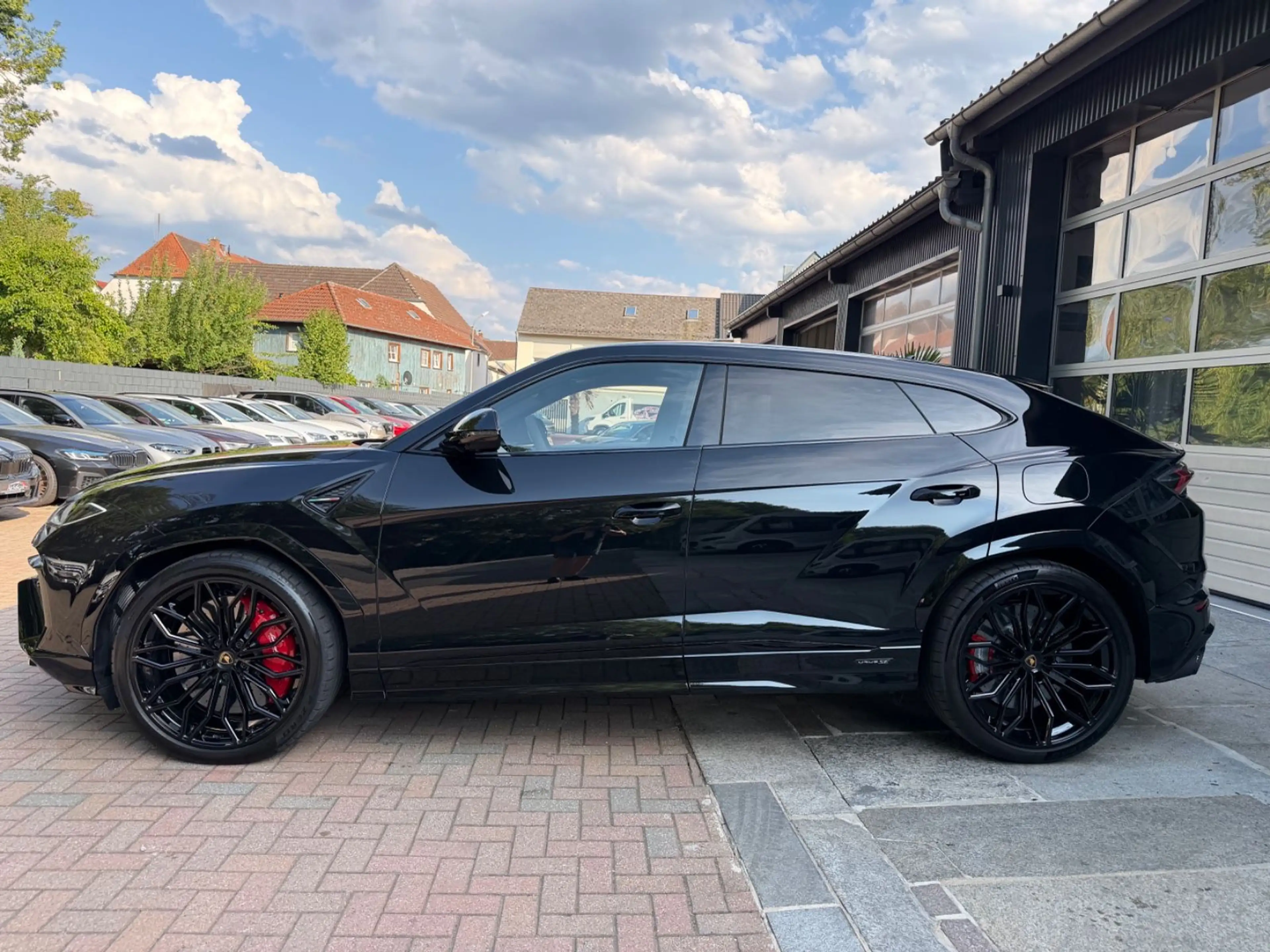 Lamborghini Urus SE Fond Entert. 900Km Neu Bang&Olufsen Pano — photo 13