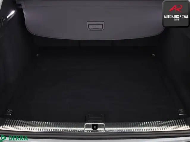 Audi A4 Avant view 13