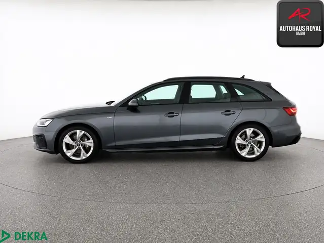 Audi A4 Avant view 2