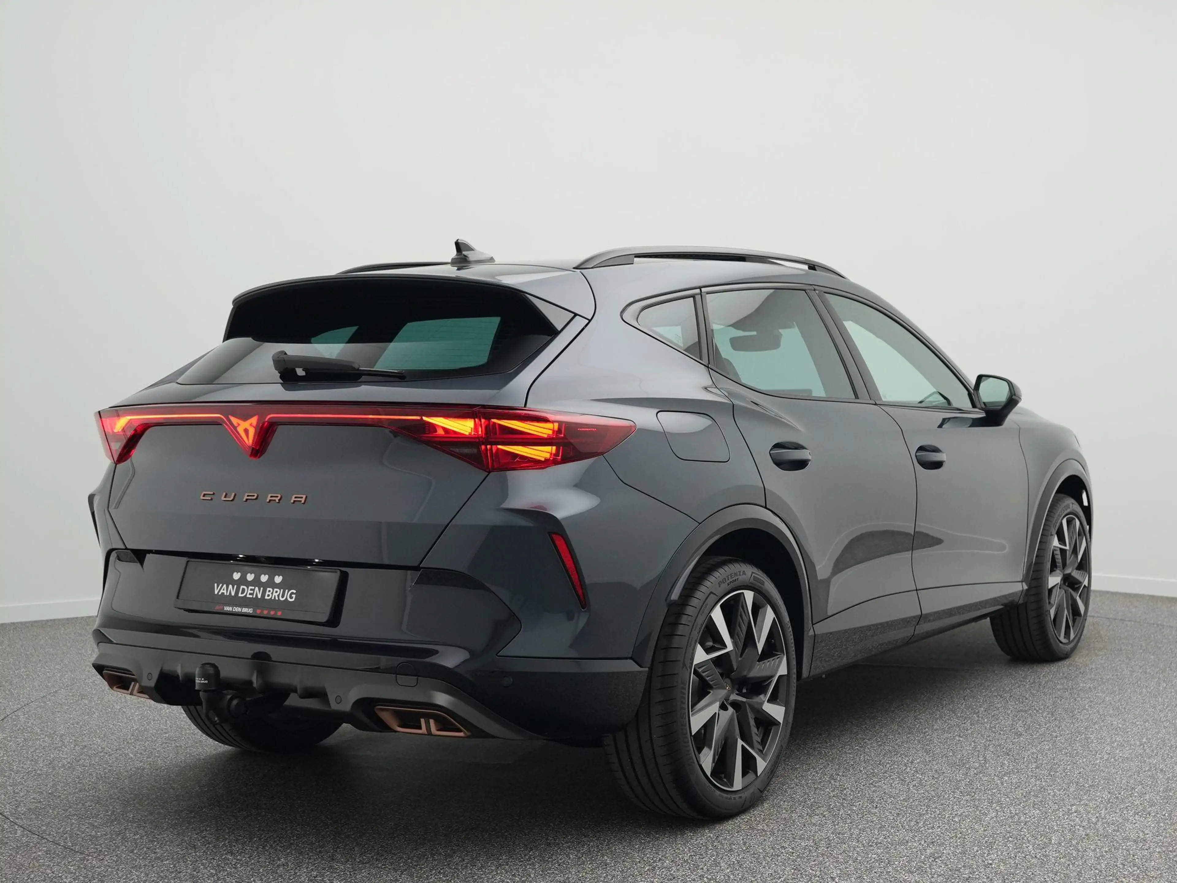 CUPRA Formentor 1.5 TSI e-Hybrid 272pk VZ Performance | Trekhaak | — photo 2