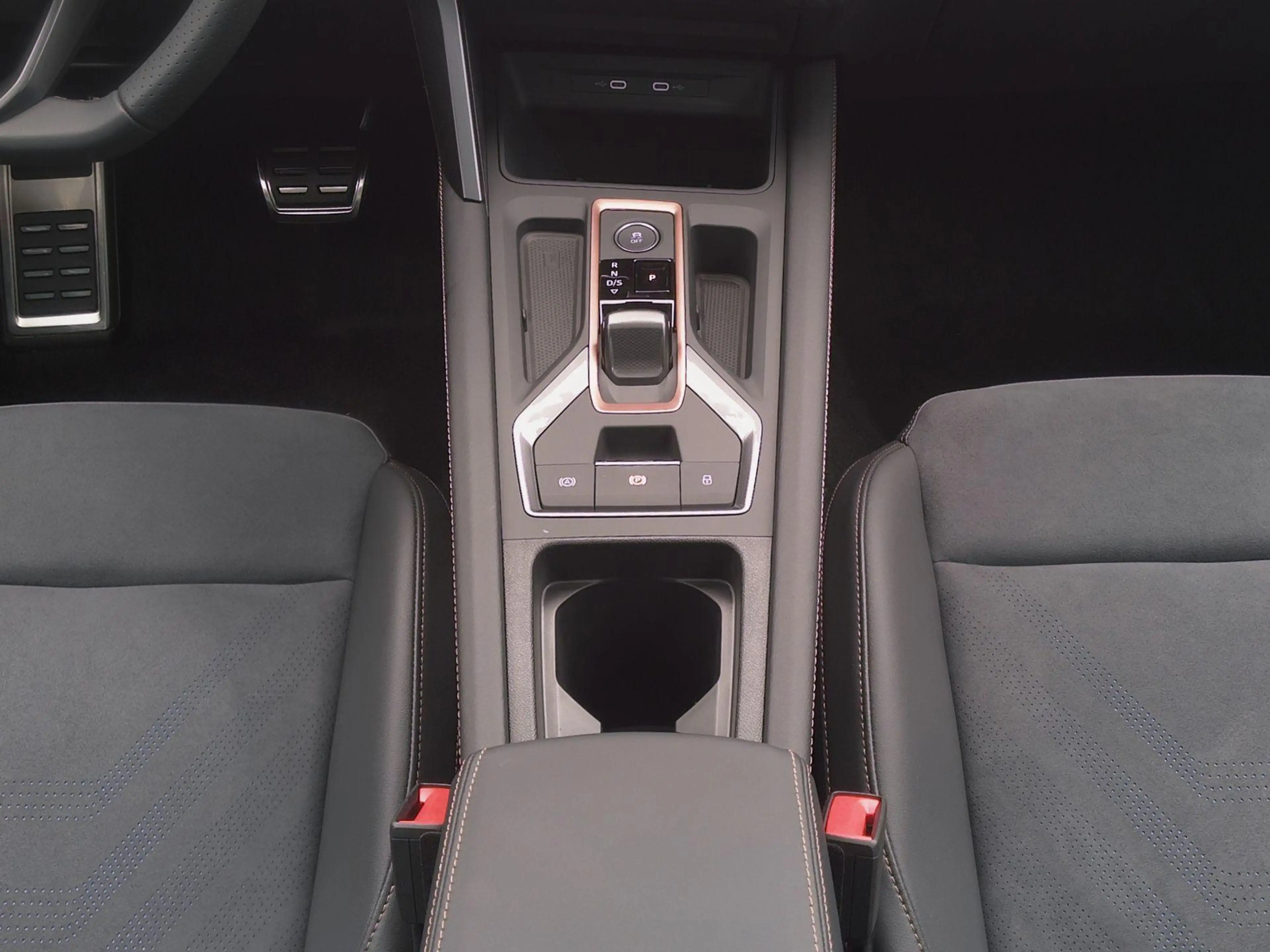 CUPRA Formentor 1.5 TSI e-Hybrid 272pk VZ Performance | Trekhaak | — photo 9