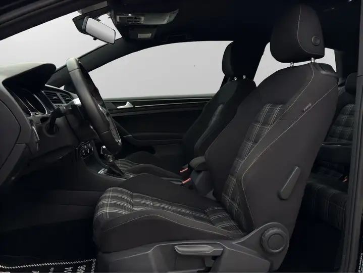 Volkswagen Golf GTD VII Lim. GTD DSG *BI-XENON*NAVI*BUSINESS* – Foto 12