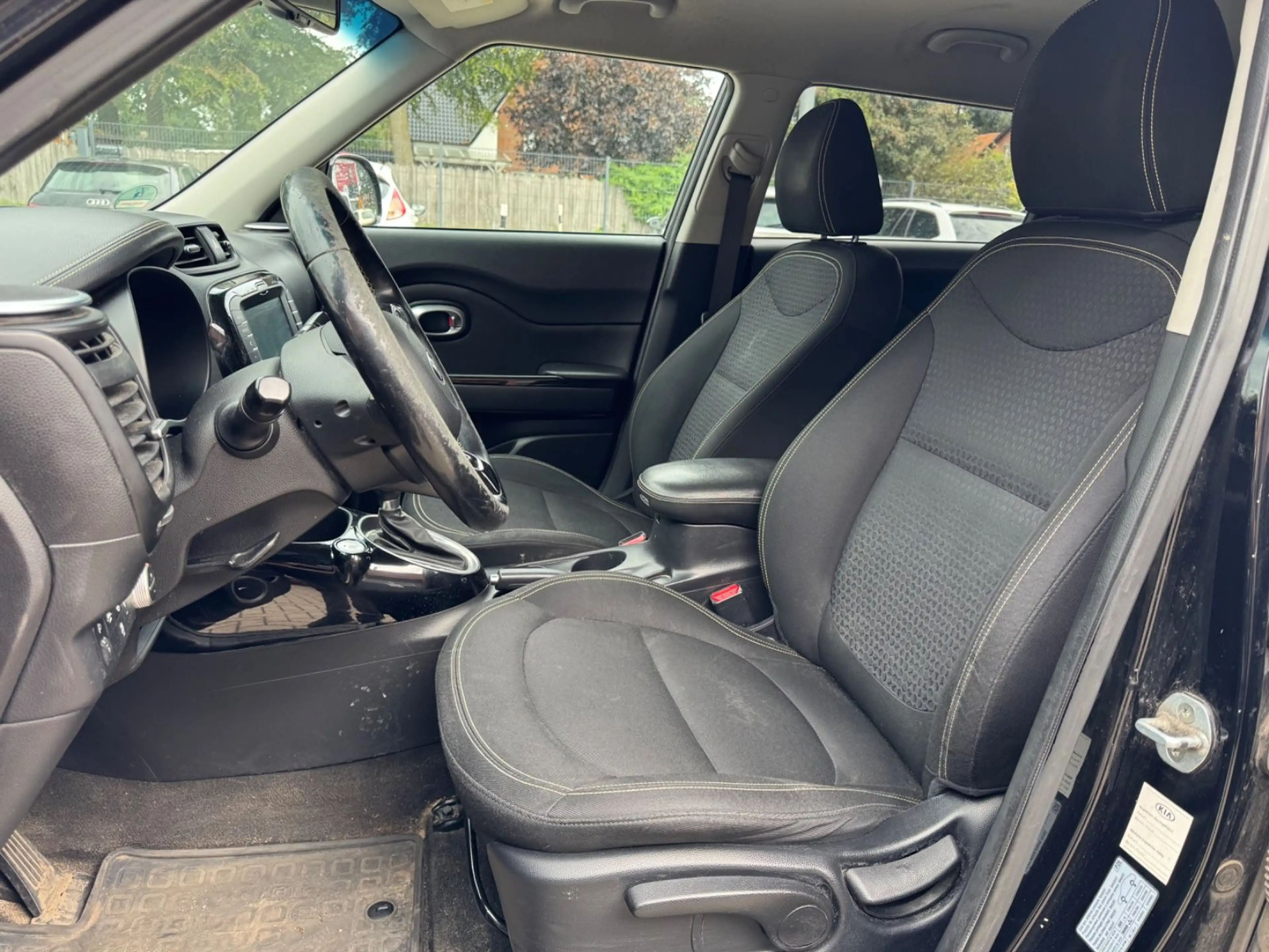 Kia Soul Spirit 1.6 CRDi *AUTOMATIK*KAMERA*NAVI* — photo 12
