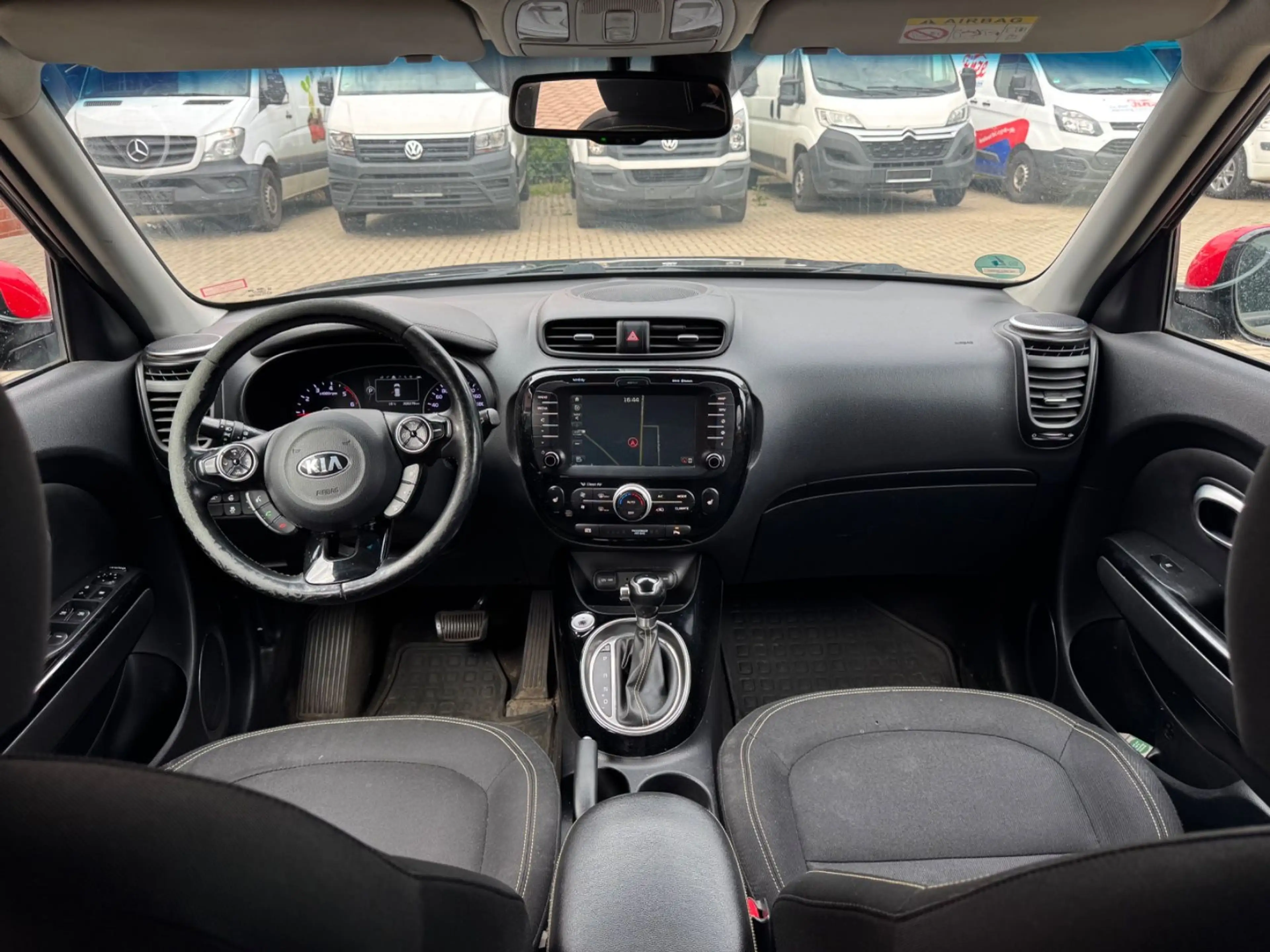 Kia Soul Spirit 1.6 CRDi *AUTOMATIK*KAMERA*NAVI* — photo 11
