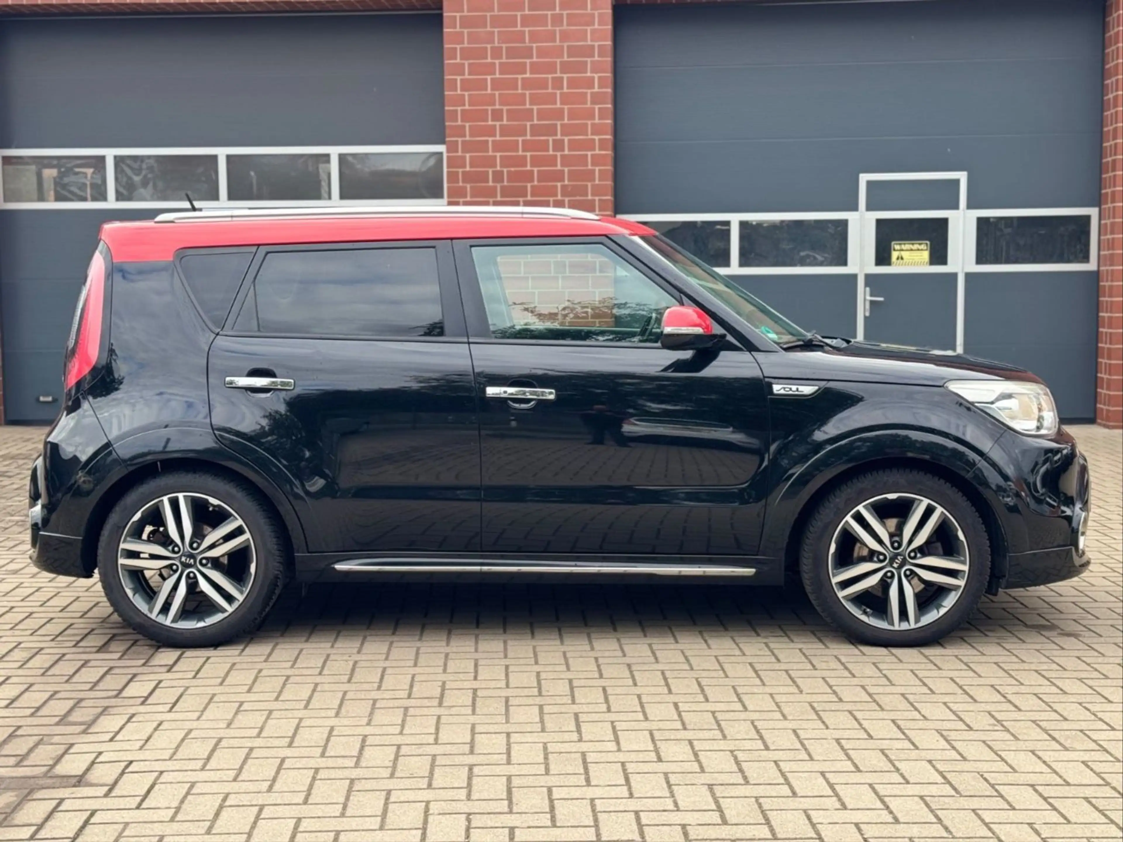 Kia Soul Spirit 1.6 CRDi *AUTOMATIK*KAMERA*NAVI* — photo 9
