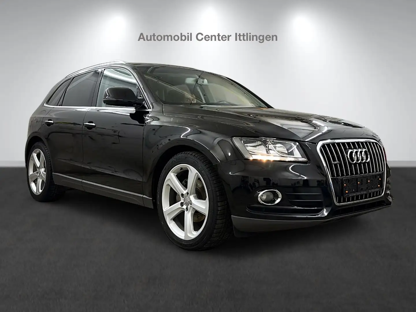 Audi Q5 2.0 TDI /Quattro/Aut/Alu/Navi/Sitzheizung/AHK Schwarz - 1