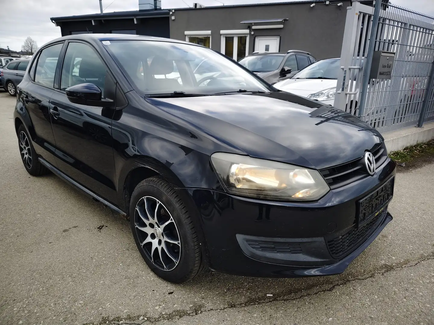 Volkswagen Polo Trendline Schwarz - 2